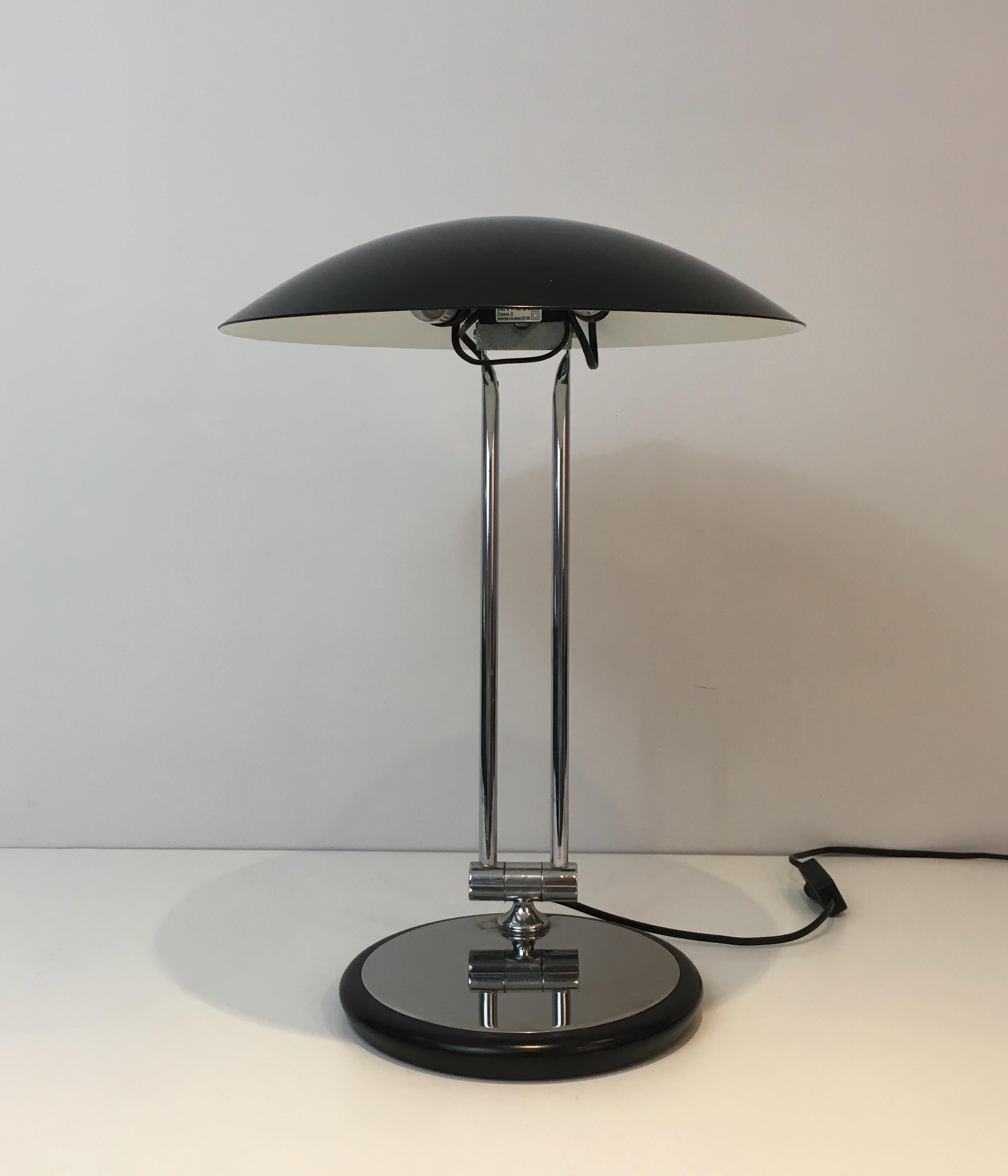Design Adjustable Chrome and Black Lacquered Desk Lamp, circa 1970 For Sale 1