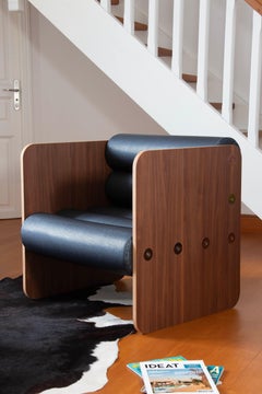Sillón de diseño Mw01 "Madera Negra", fabricado en Francia, diseñado por Olivier Santini
