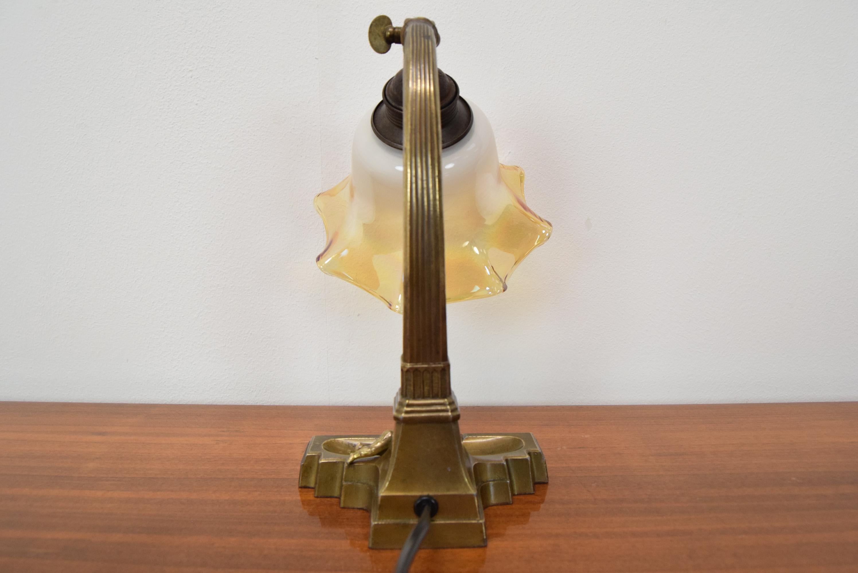 Laiton Lampe de table Art déco, années 1930 en vente
