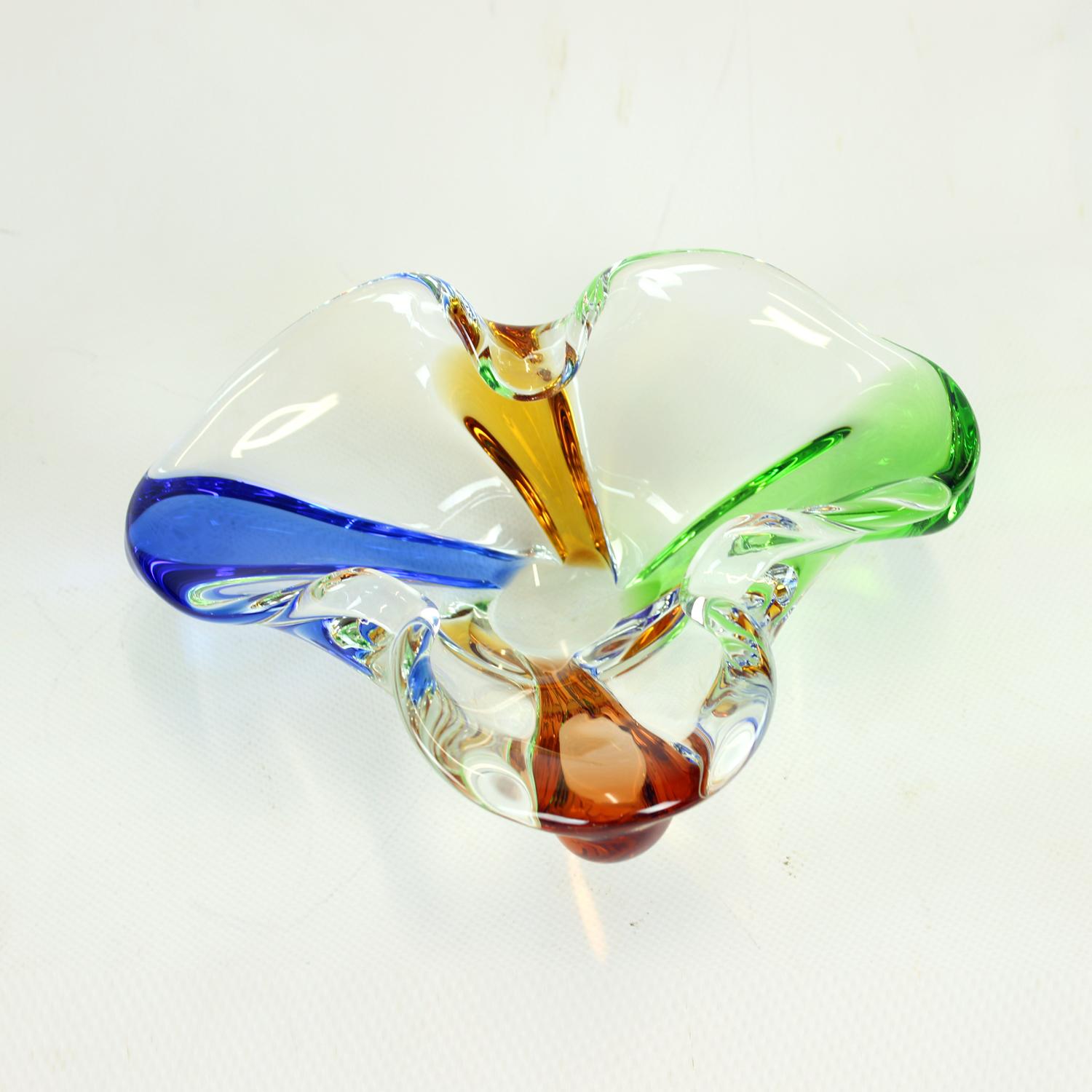 Design Art Rhapsody Collection Glass Bowl By Frantisek Zemek, Czechoslovakia 196 en vente 4