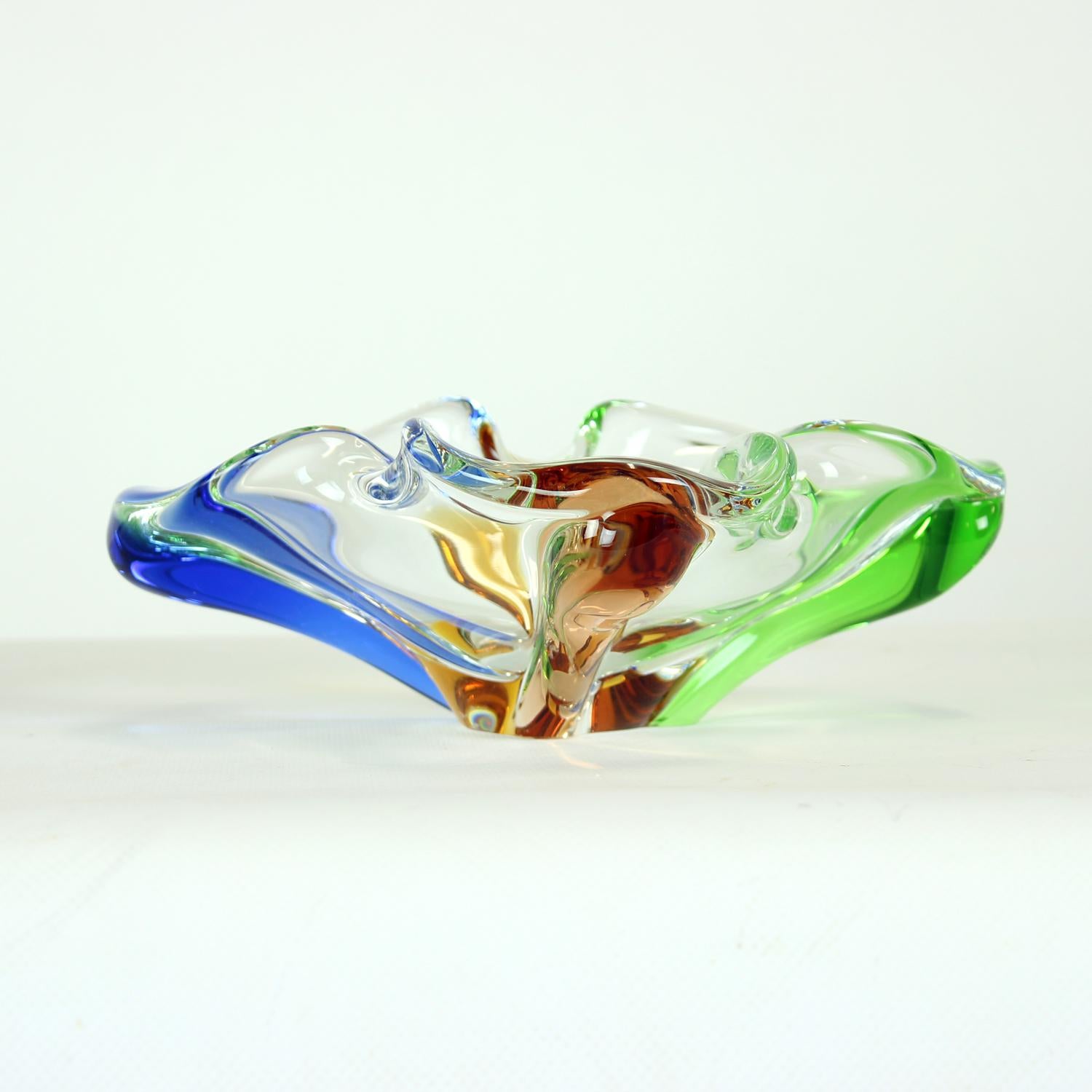 Tchèque Design Art Rhapsody Collection Glass Bowl By Frantisek Zemek, Czechoslovakia 196 en vente