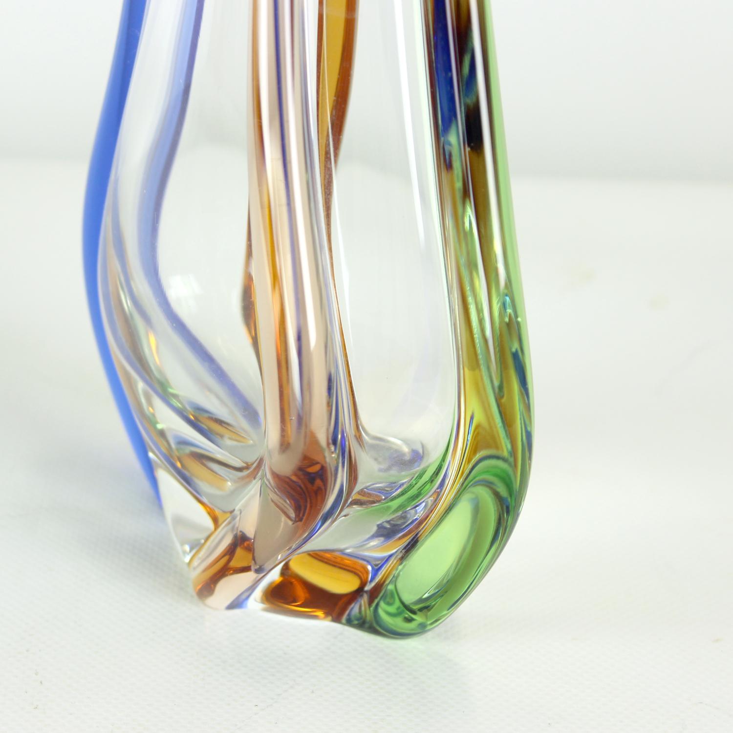 Design Art Rhapsody Collection Glass Vase By Frantisek Zemek, Czechoslovakia 196 en vente 3