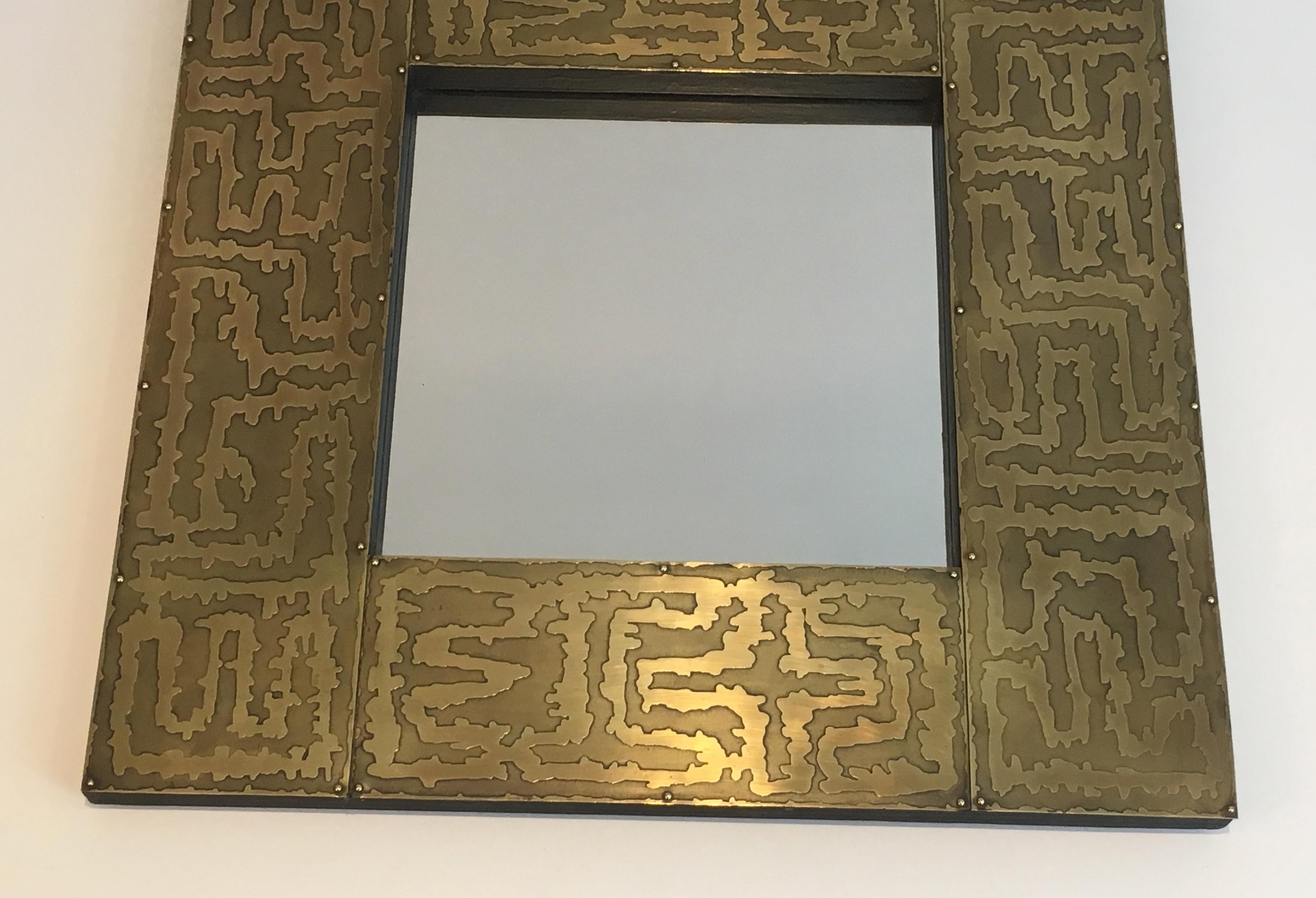 Miroir Design en laiton, français, Circa 1970 en vente 7