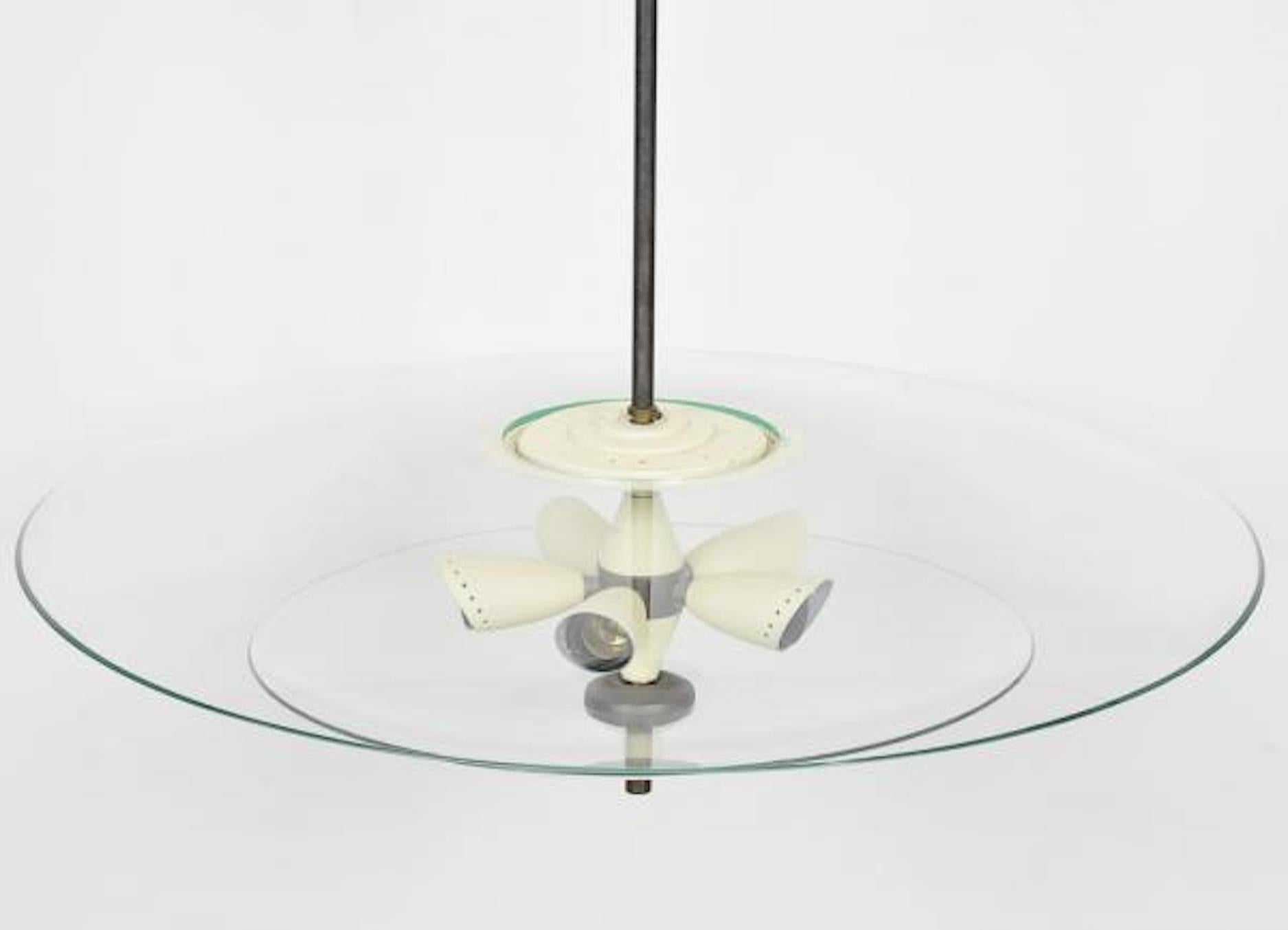 Design/One. Ciondolo futuristico con 5 lampade, 1960 ca. In condizioni buone in vendita a PARIS, FR