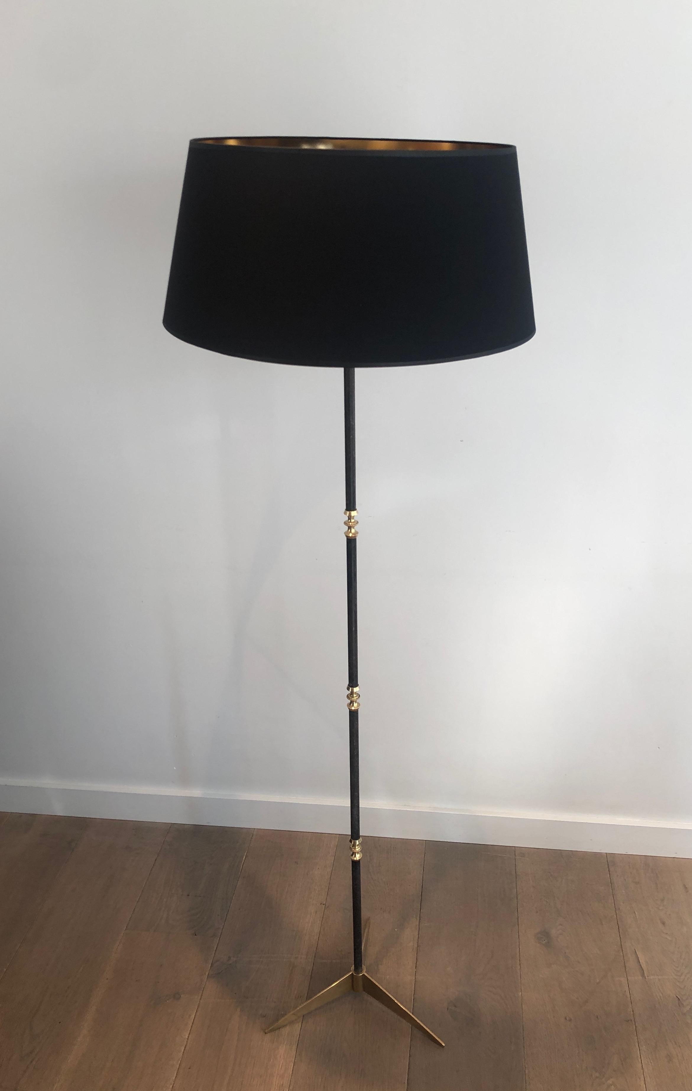 Lampada da terra Design/One in ottone e acciaio spazzolato in vendita 7