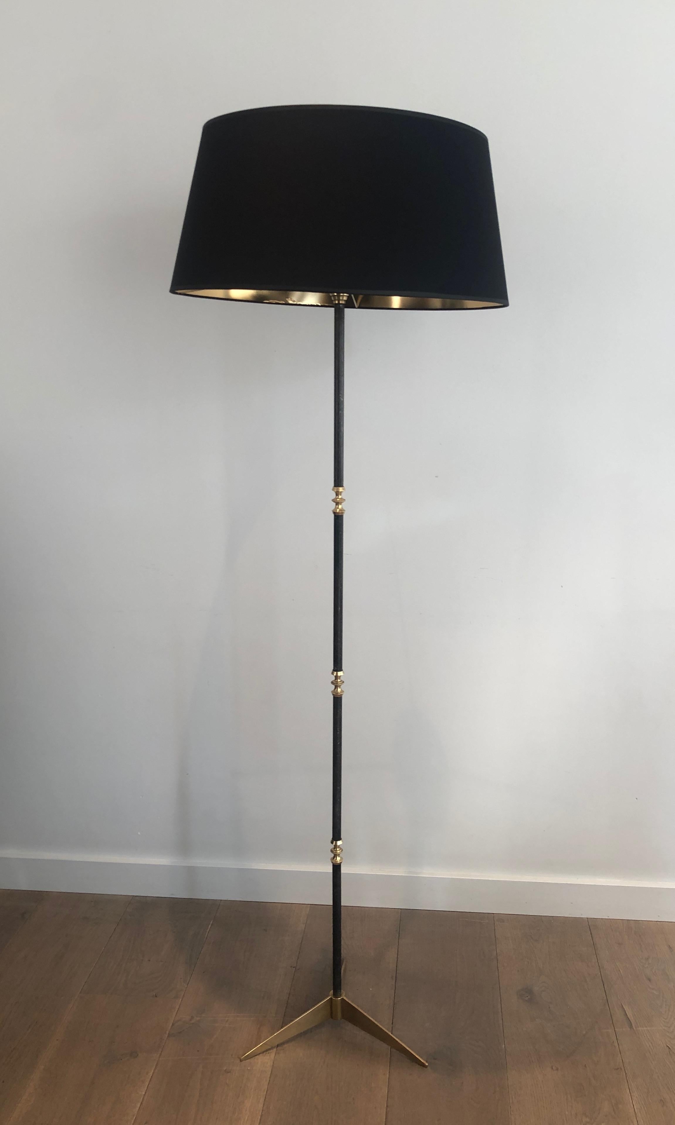 Lampada da terra Design/One in ottone e acciaio spazzolato in vendita 8