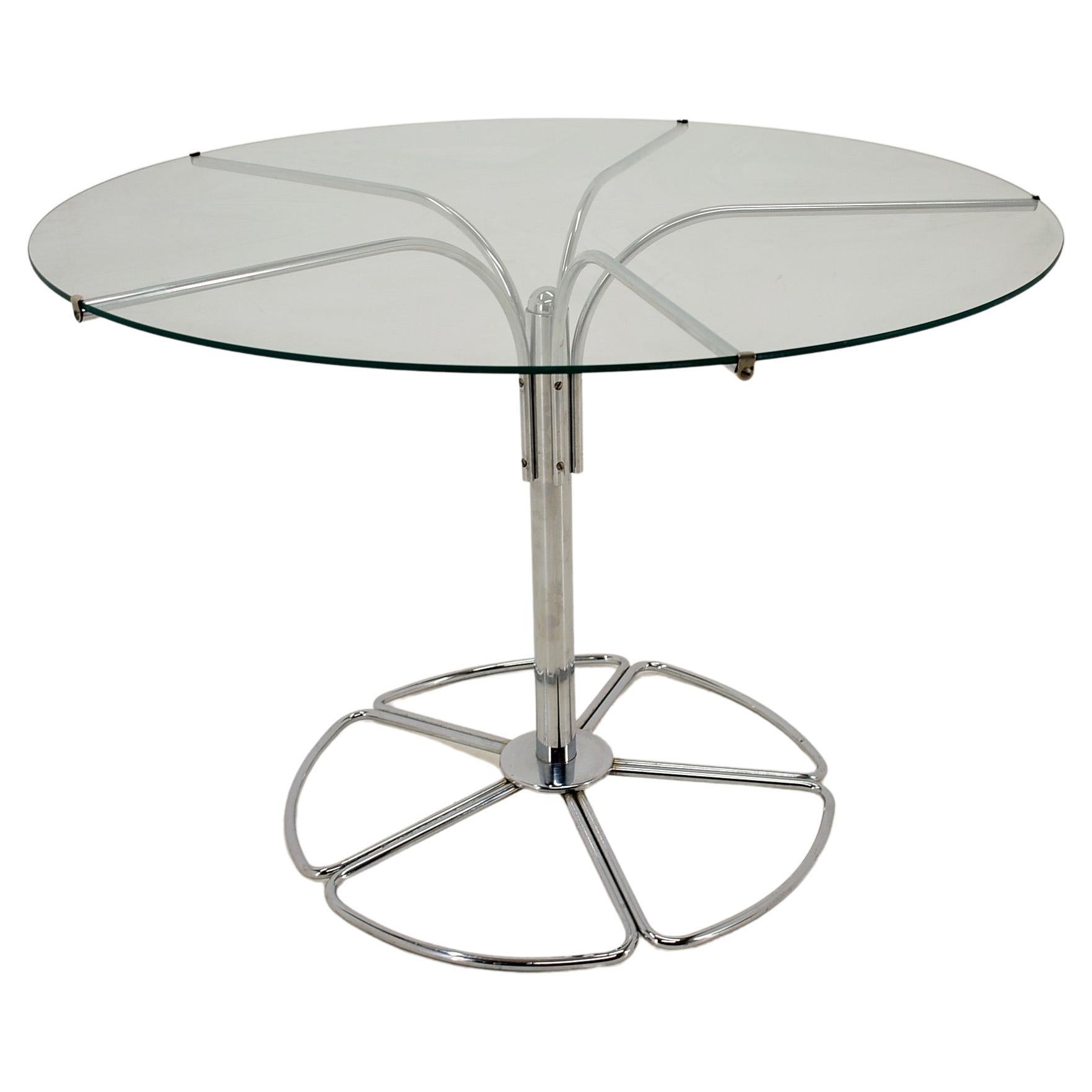 Table basse/table d'appoint chromée, Finlande, 1970