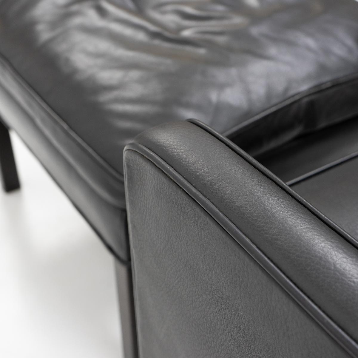 Design Classic Black Leather Wingchair and Footstool by Borge Mogensen, 1960s For Sale 2