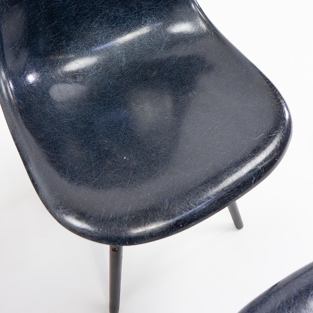 Design Classic Eames DSW Fiberglass Chairs, Set of Eight, 1970s 4