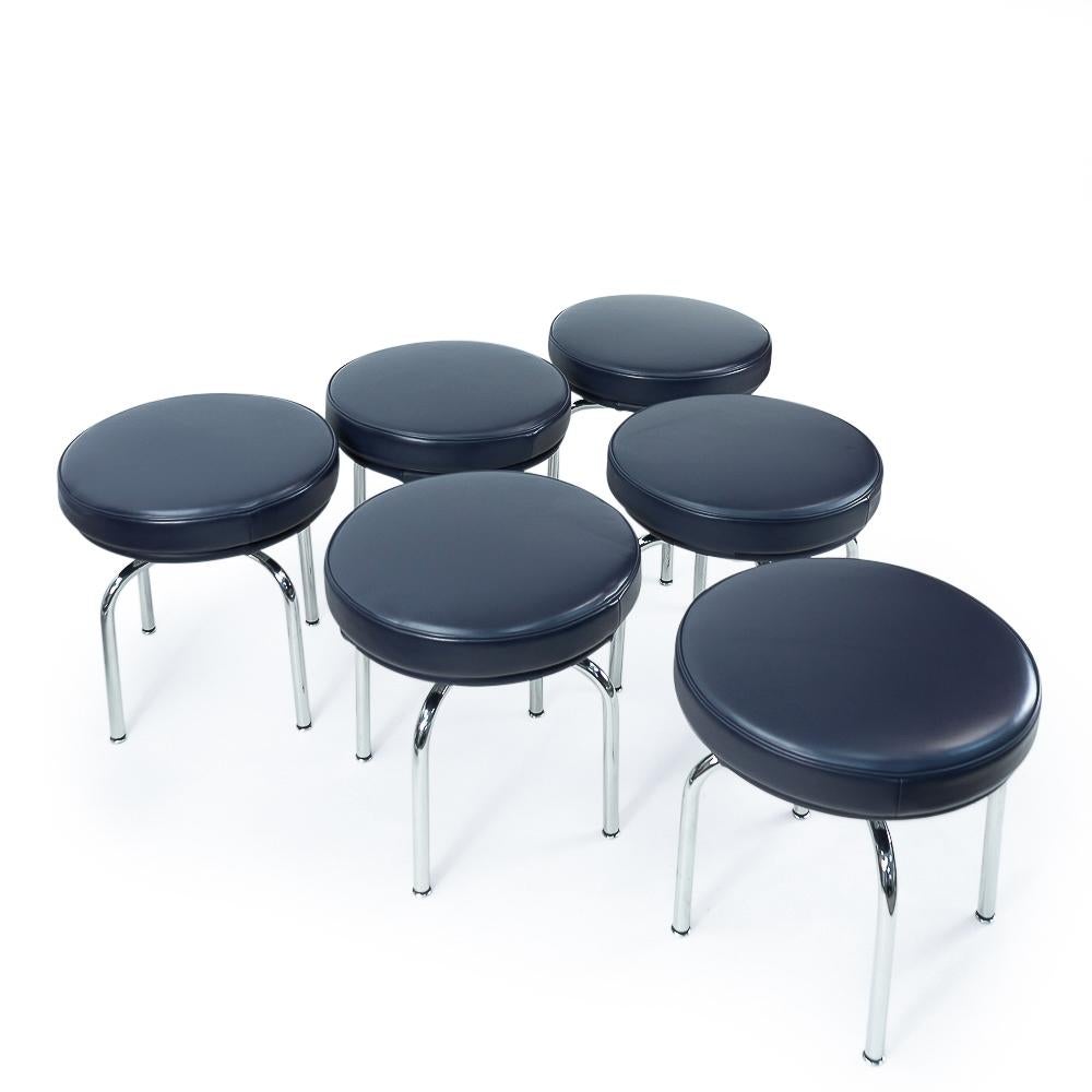 Design Classic LC8 Stools by Charlotte Perriand for Cassina, 2000s In Good Condition For Sale In Renens, CH