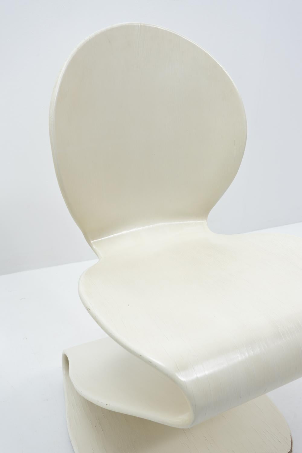 Metà XX secolo Classico del design - Verner Panton, S Chair Model 276 per Thonet, 1965 in vendita