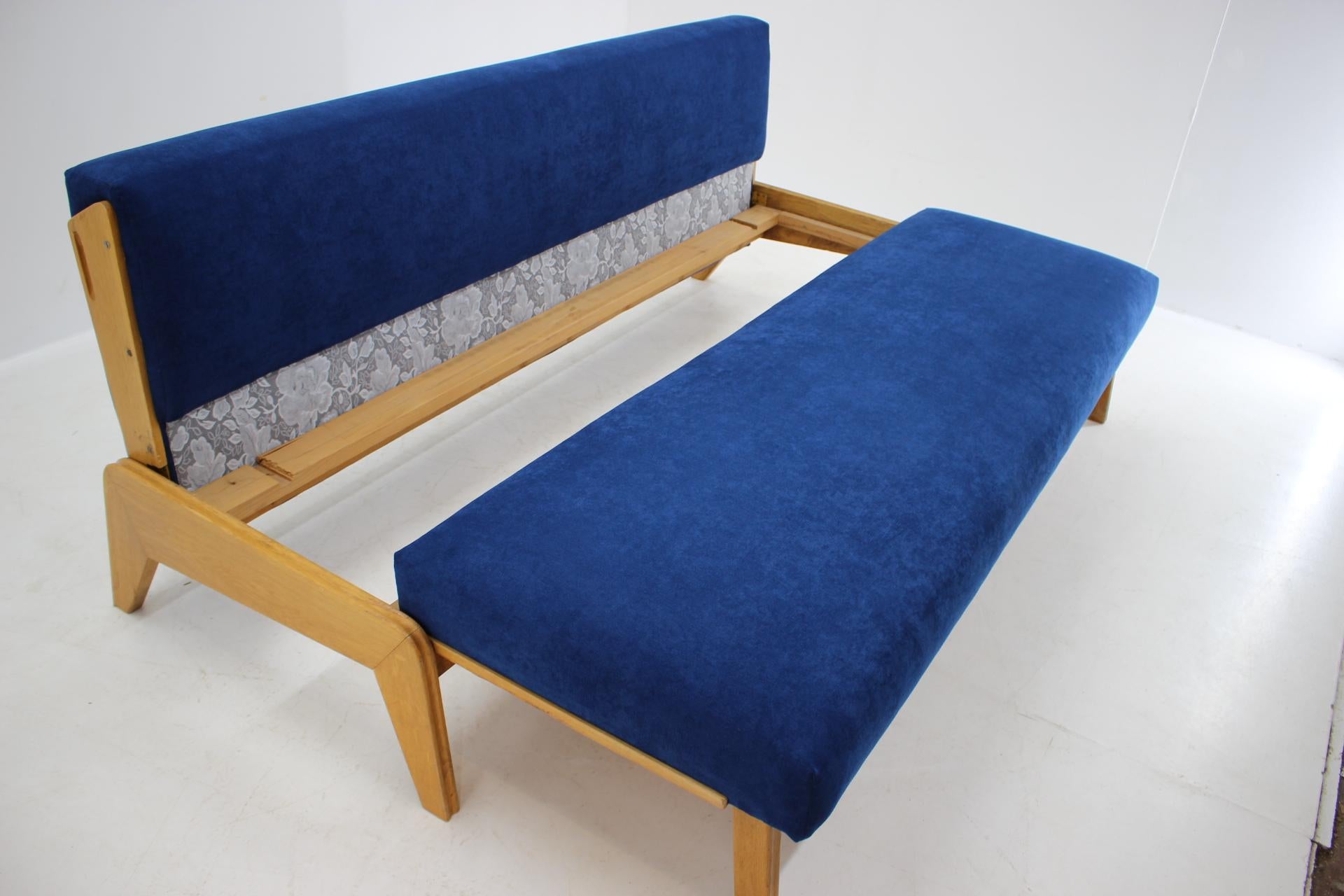 Design Convertible 3-Seat Sofa, Czechoslovakia 5
