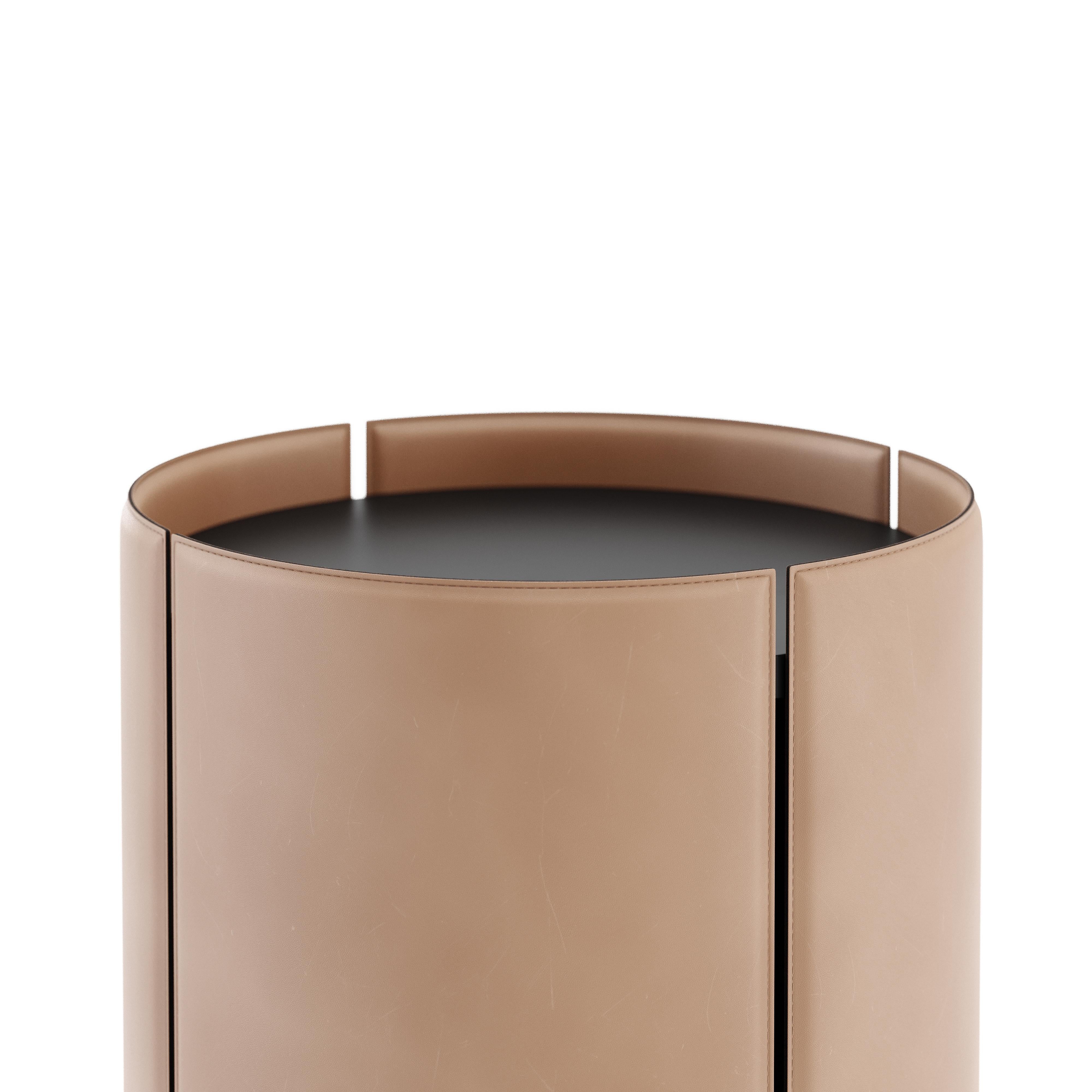 Table basse ronde en cuir personnalisable de conception Neuf - En vente à Paris, FR