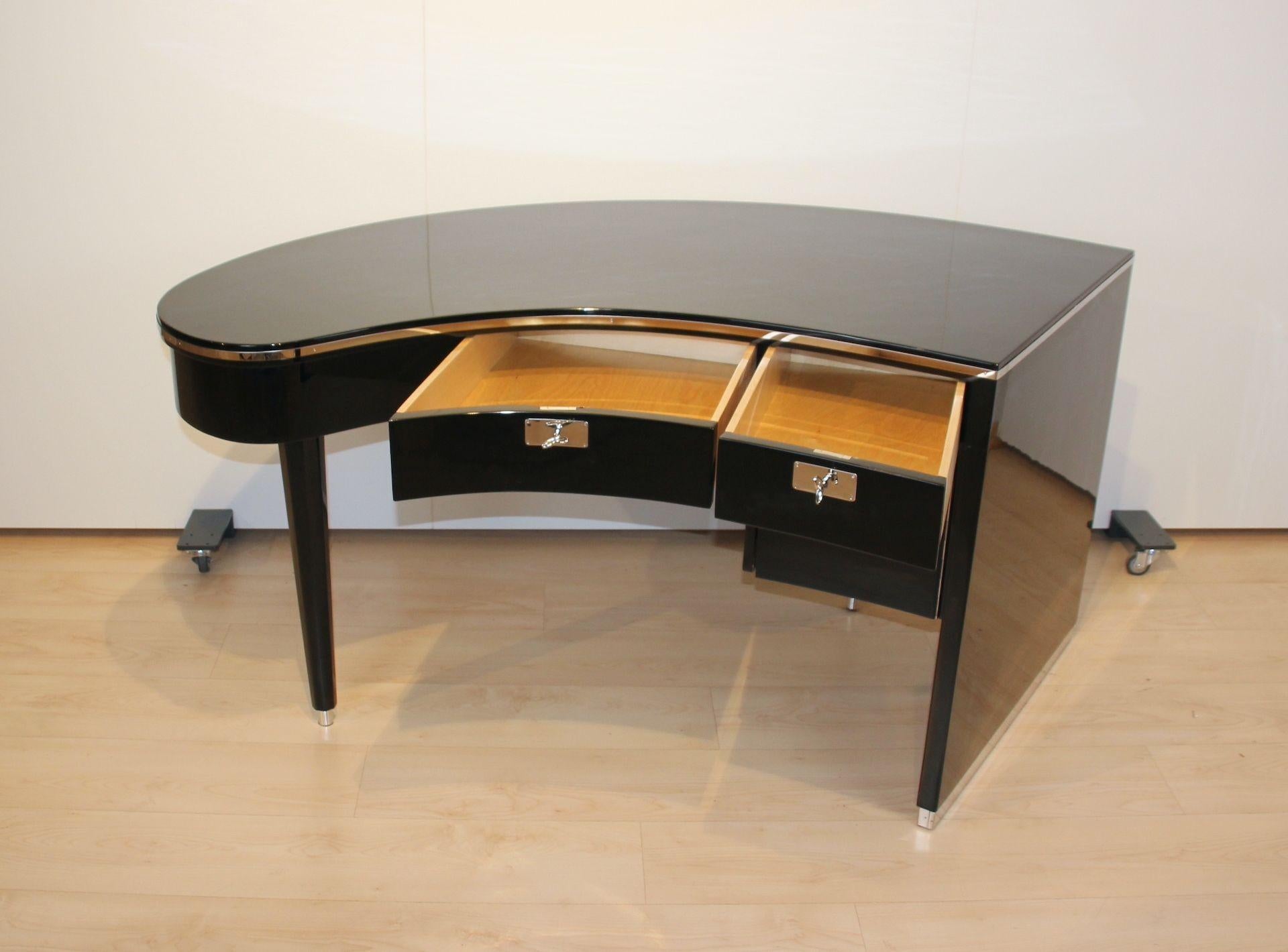 Design Desk, Curved Top, Piano Lacquer, Chrome, France, 1950s For Sale 5