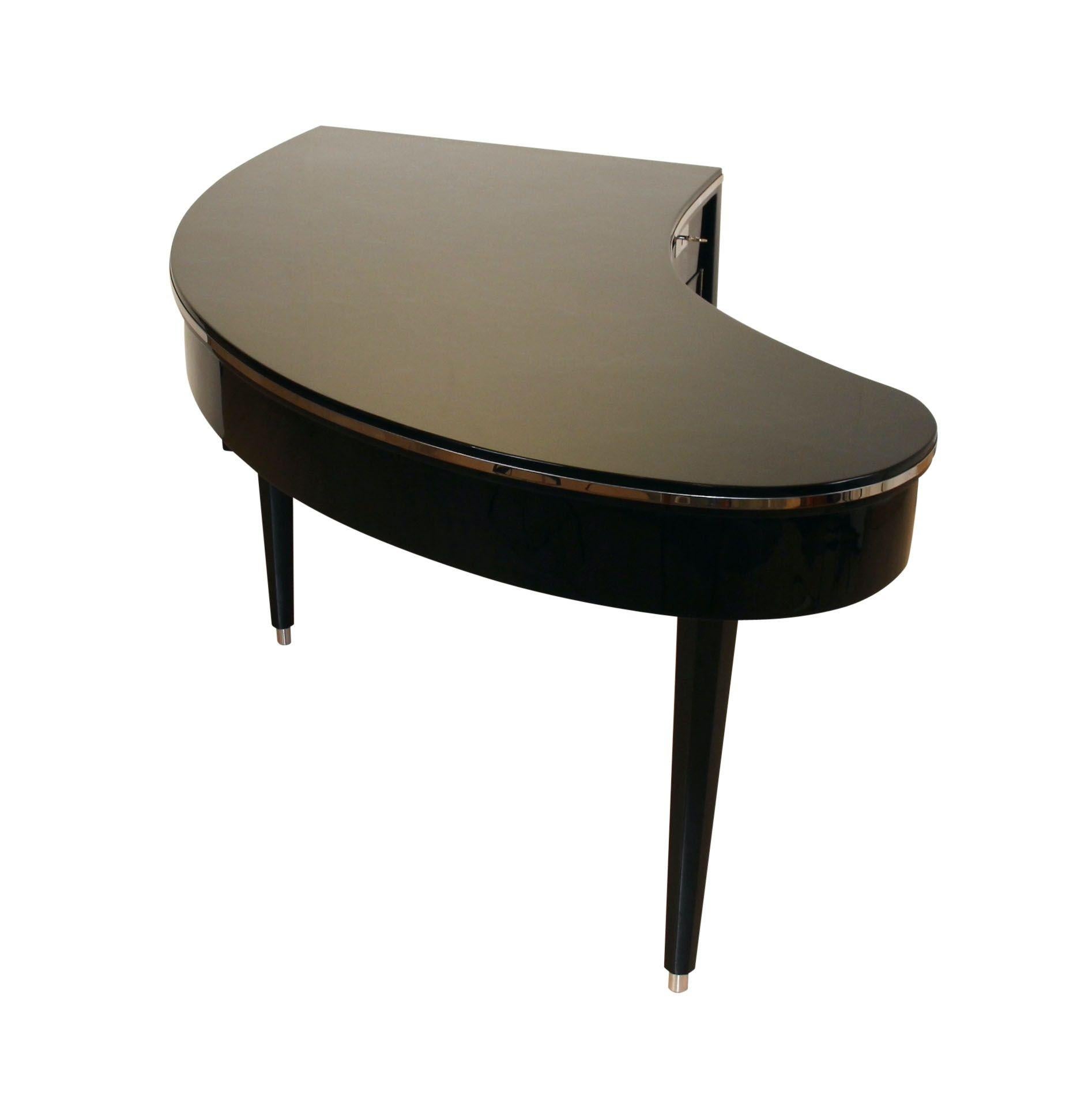 French Design Desk, Curved Top, Piano Lacquer, Chrome, France, 1950s For Sale