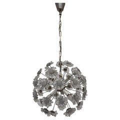 Lampadario di design in vetro in stile Emil Stejnar Sputnik / Dandelion, anni '70