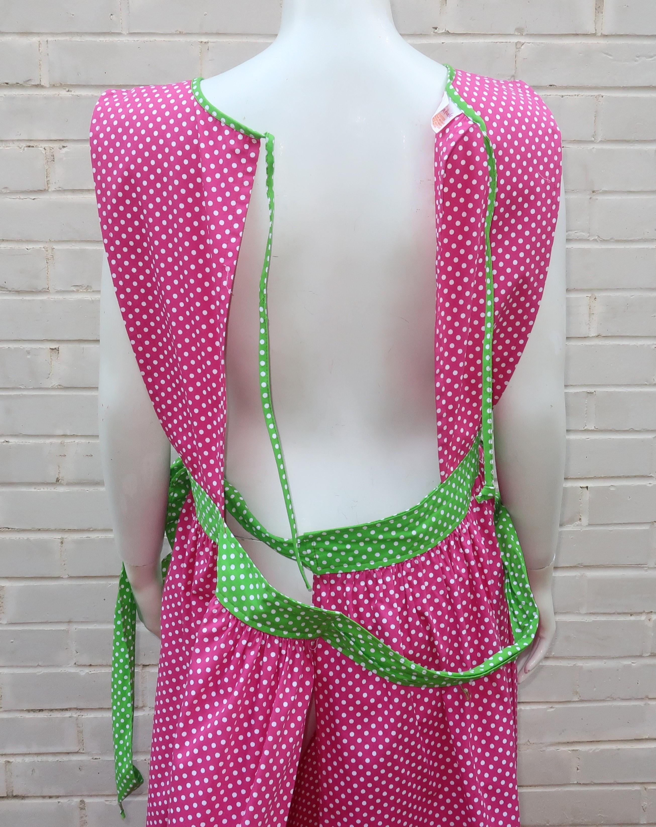 Design House Pink & Green Cotton Pinafore Apron Dress, C.1970 For Sale 6