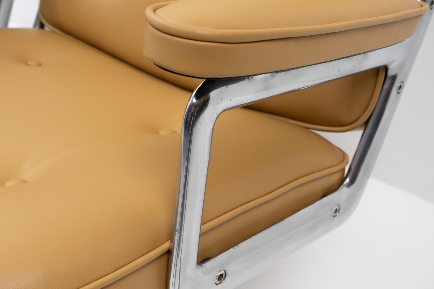 Design-Ikone des Designs: Eames ES105 Lobby-Stühle - Herman Miller für Vitra, 2er-Set im Angebot 8