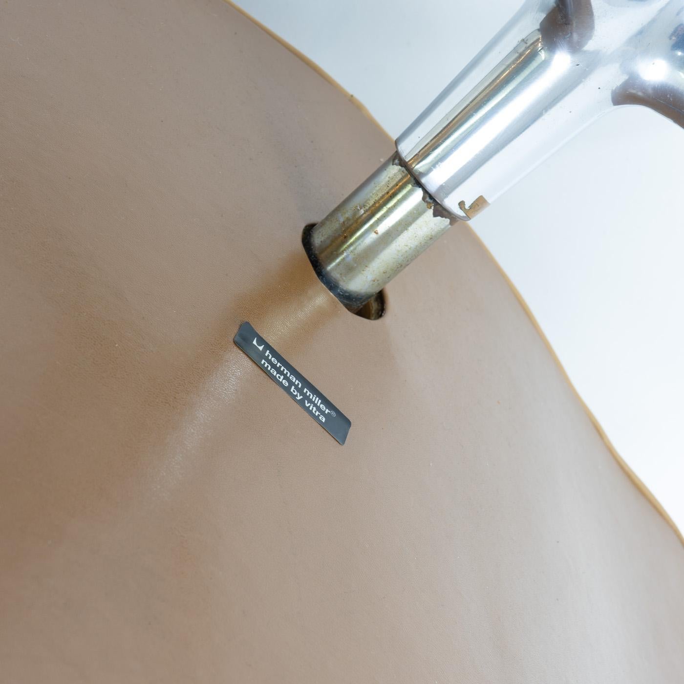 Design-Ikone des Designs: Eames ES105 Lobby-Stühle - Herman Miller für Vitra, 2er-Set im Angebot 10