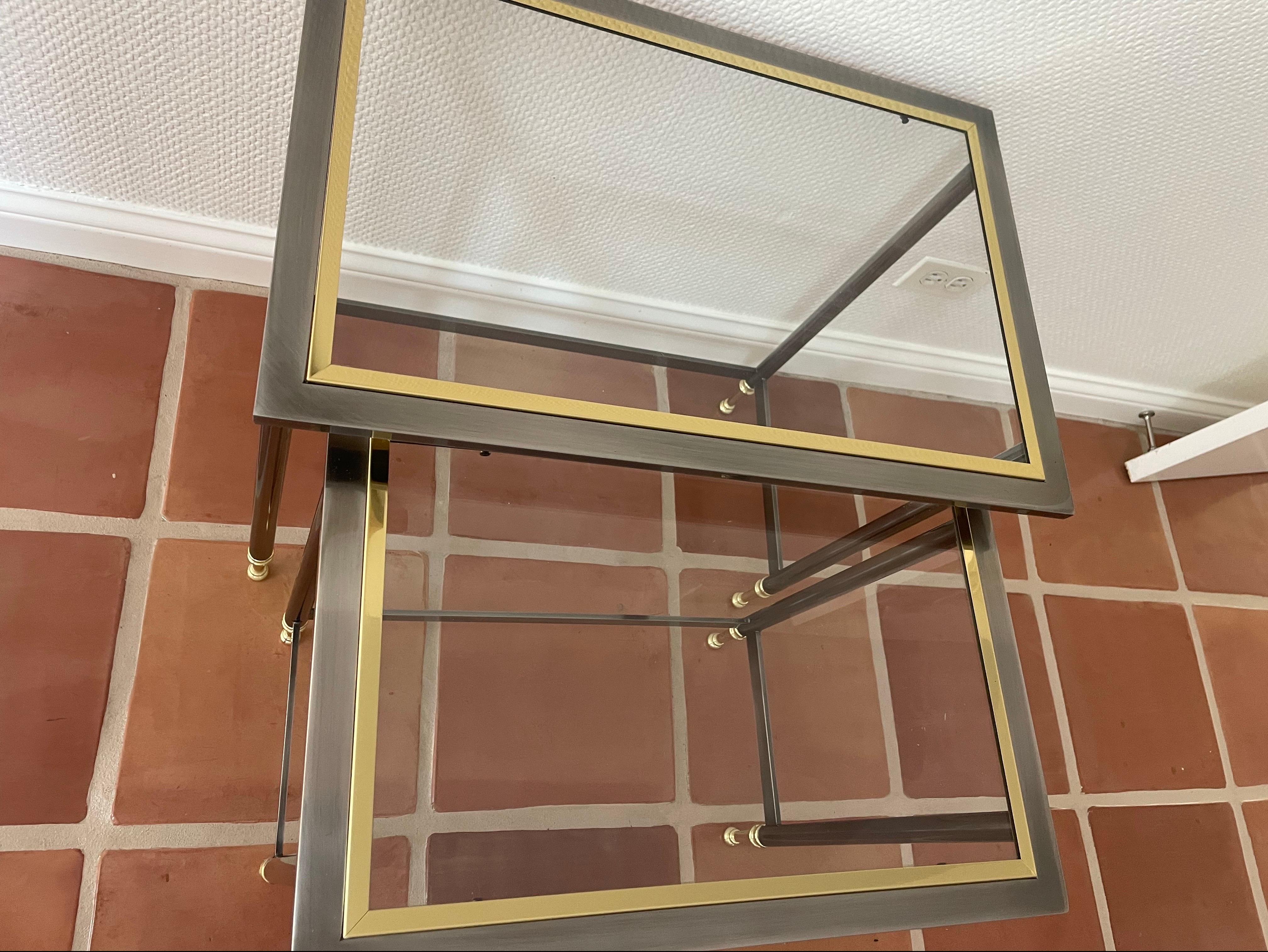 Americano Tavoli nidificati in ottone e cromo spazzolato di Design/One in vendita