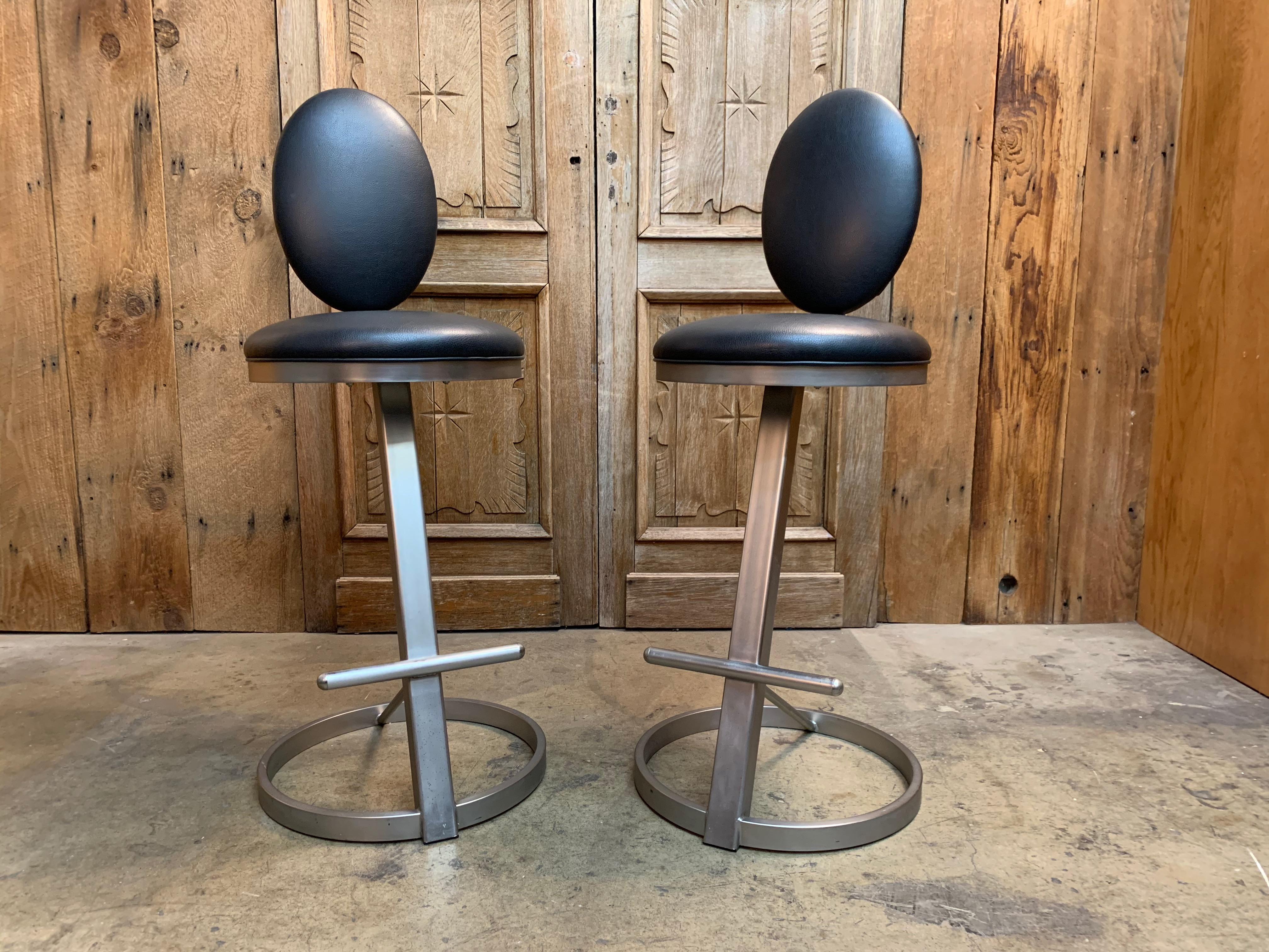 American Design Institute of America Bar Stools