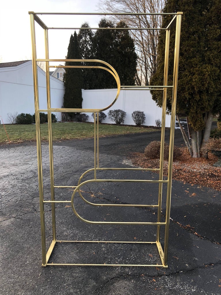 Design Institute of America Brass Etagere In Good Condition For Sale In Redding, CT