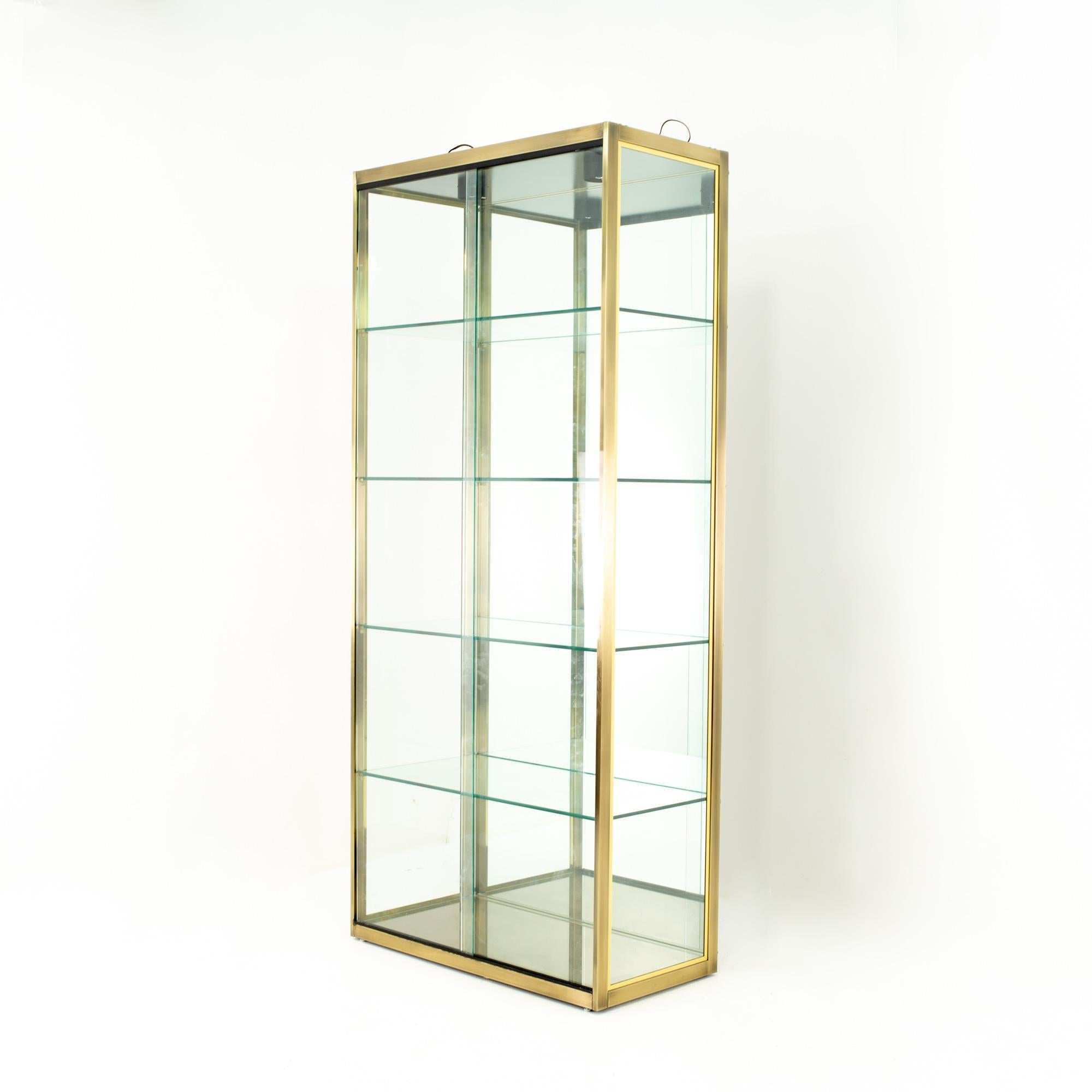 Design Institute of America Midcentury Brushed Brass and Glass Display Case In Excellent Condition In Countryside, IL