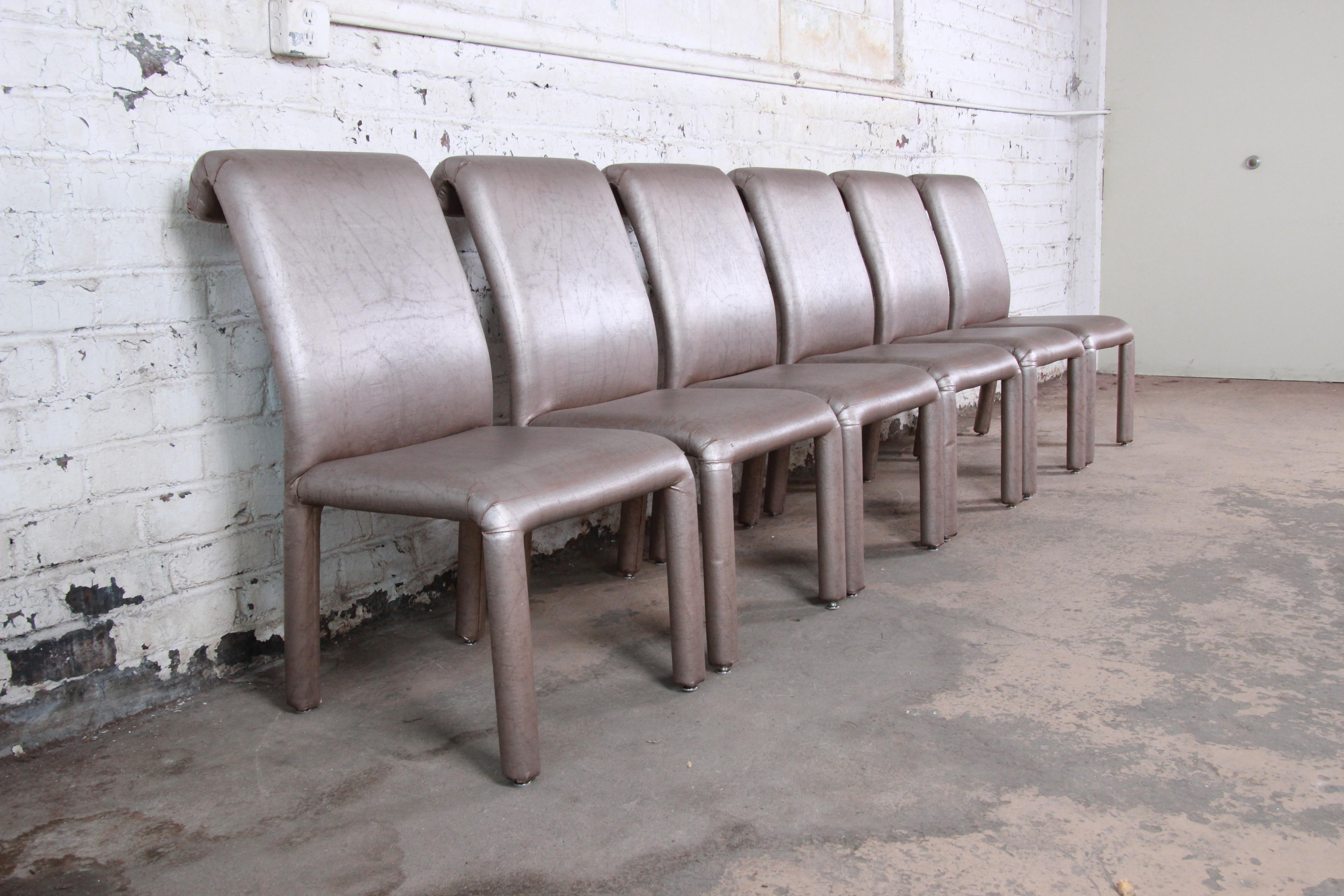 Design Institute of America Moderne gepolsterte Parsons-Esszimmerstühle aus der Jahrhundertmitte (amerikanisch) im Angebot