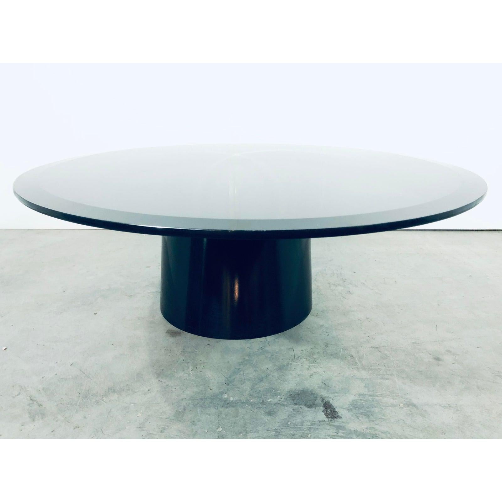 Design Institute of America Post Modern Cantilevered Coffee Table For Sale 1