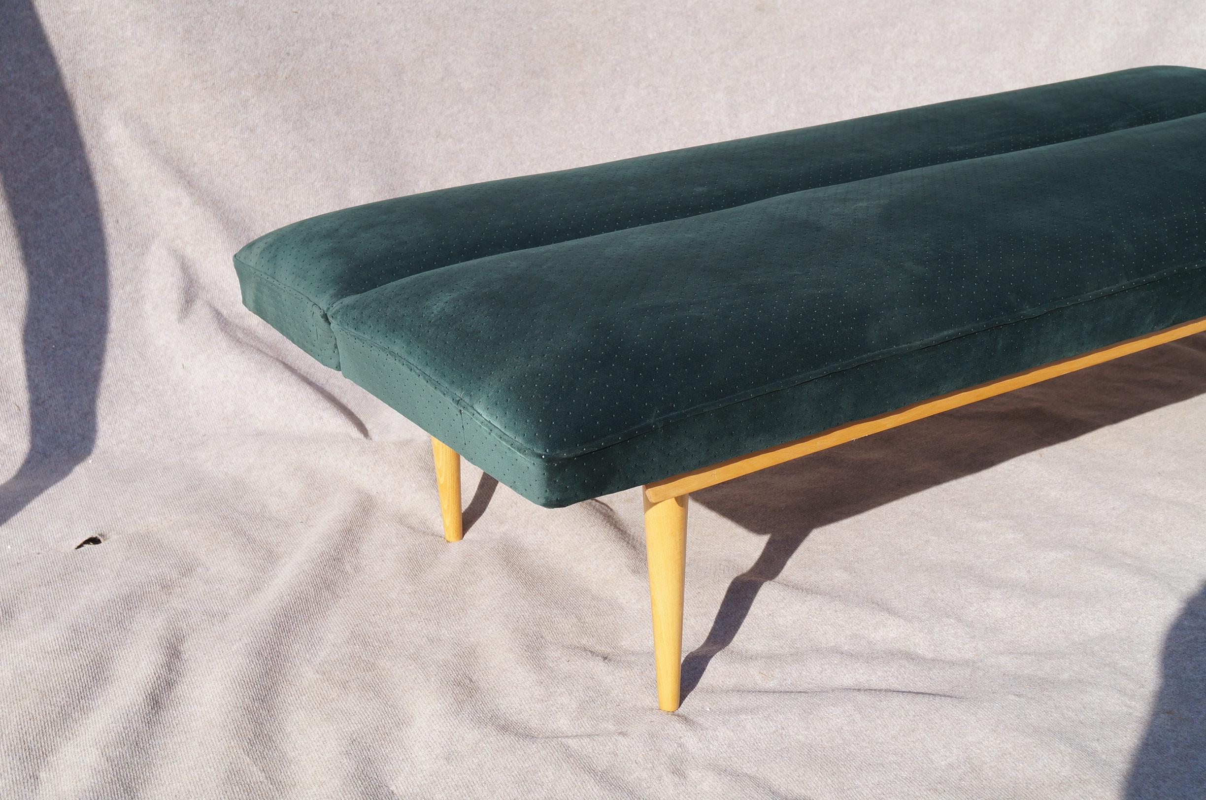 Design couch J.Halabala  from 1960 For Sale 1