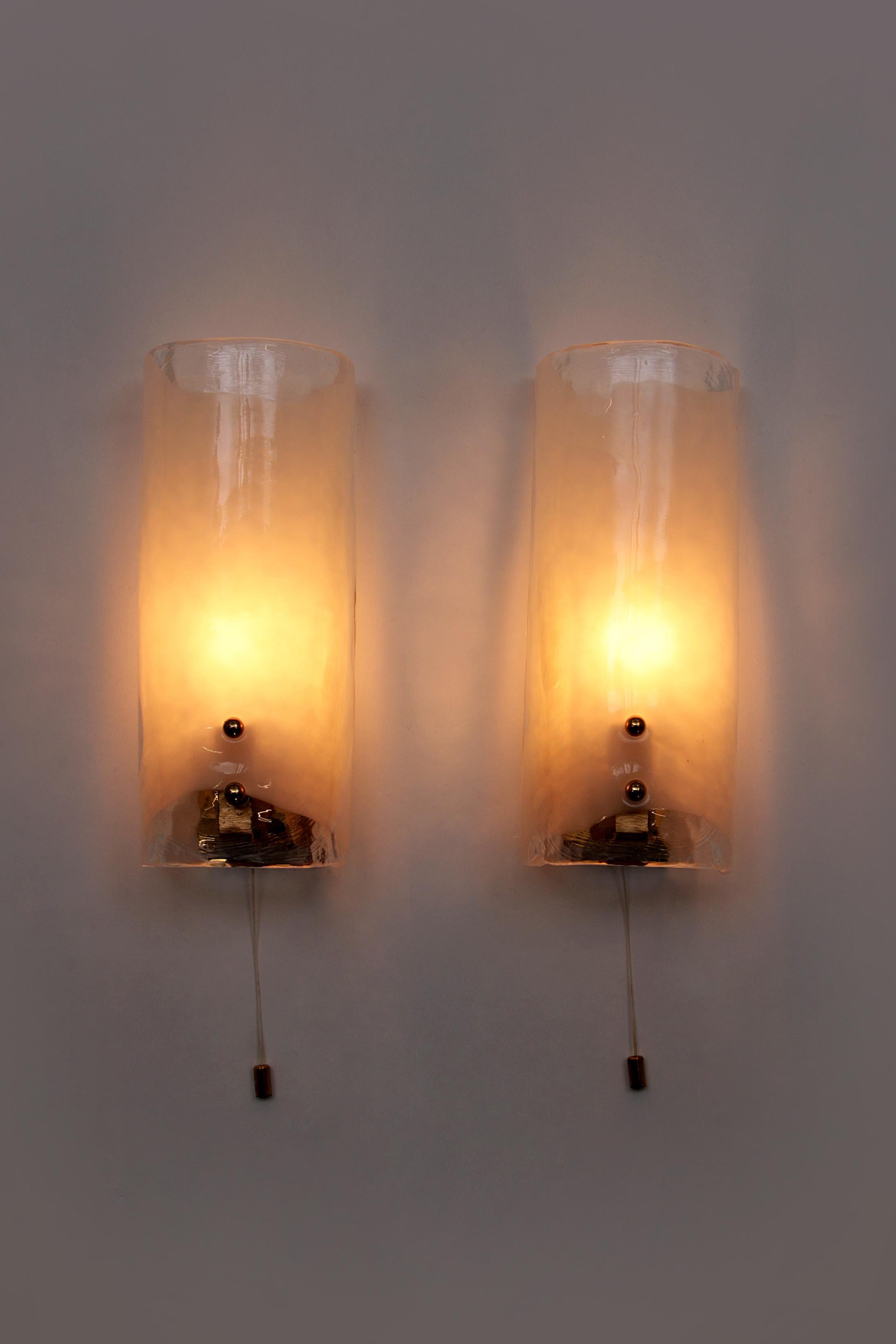 Mid-Century Modern Design Kalmar glass wall lamp set with brass details For Sale