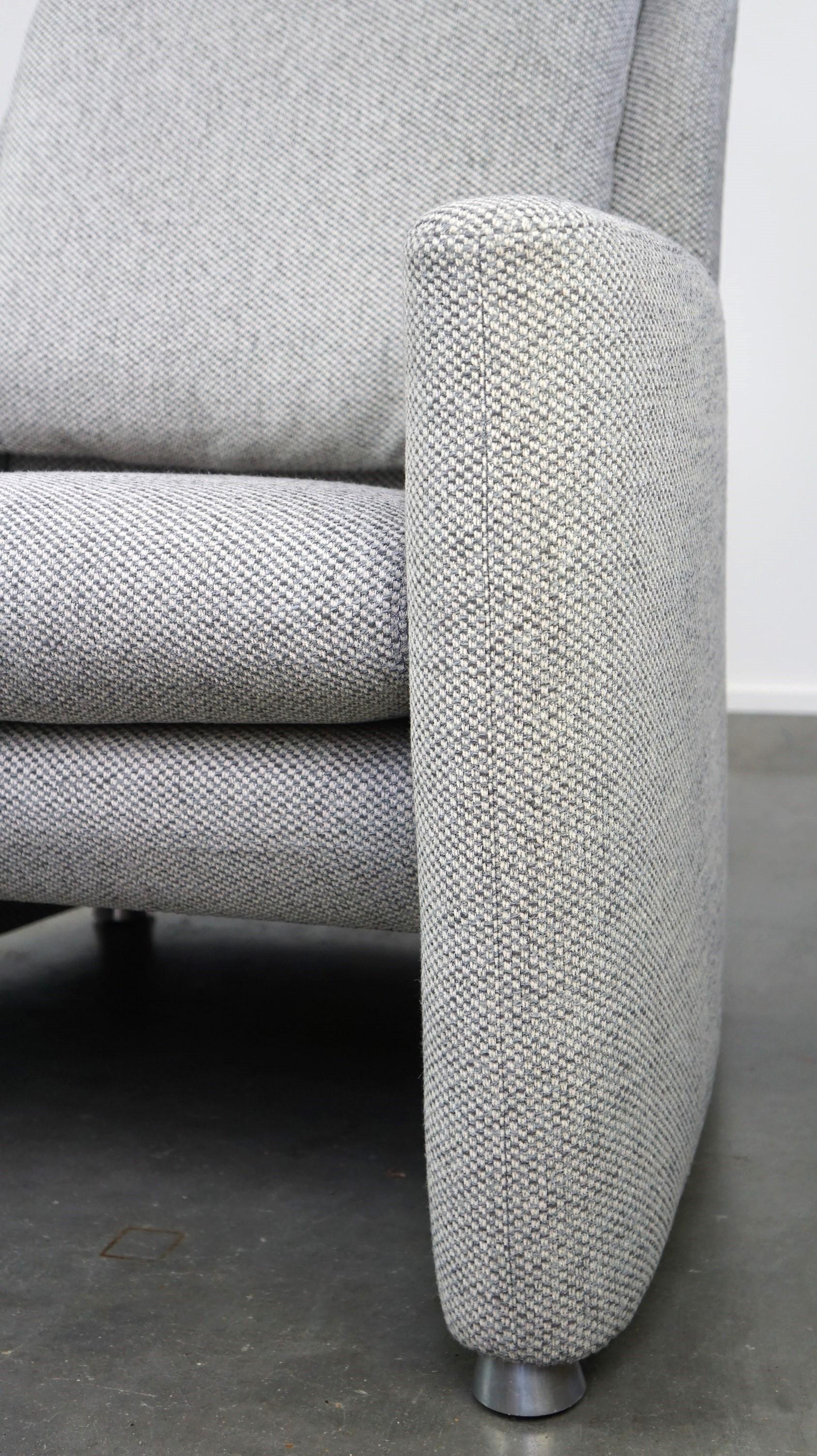 Design Leolux Sessel Modell Fidamigo in dickem grauem Stoff im Angebot 8
