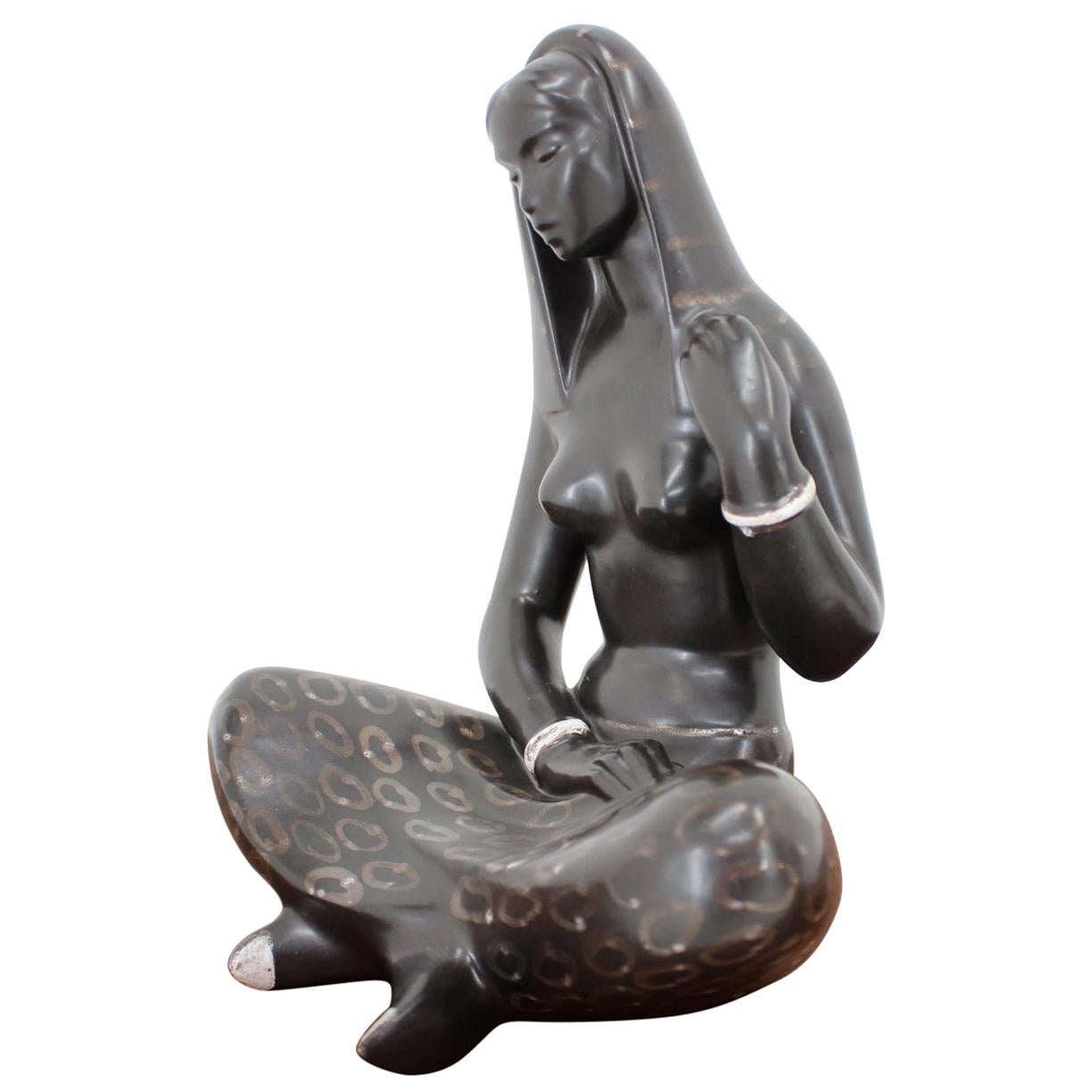 Design Midcentury Ceramic Sculpture "Lady" by Jitka Forejtova, 1960s