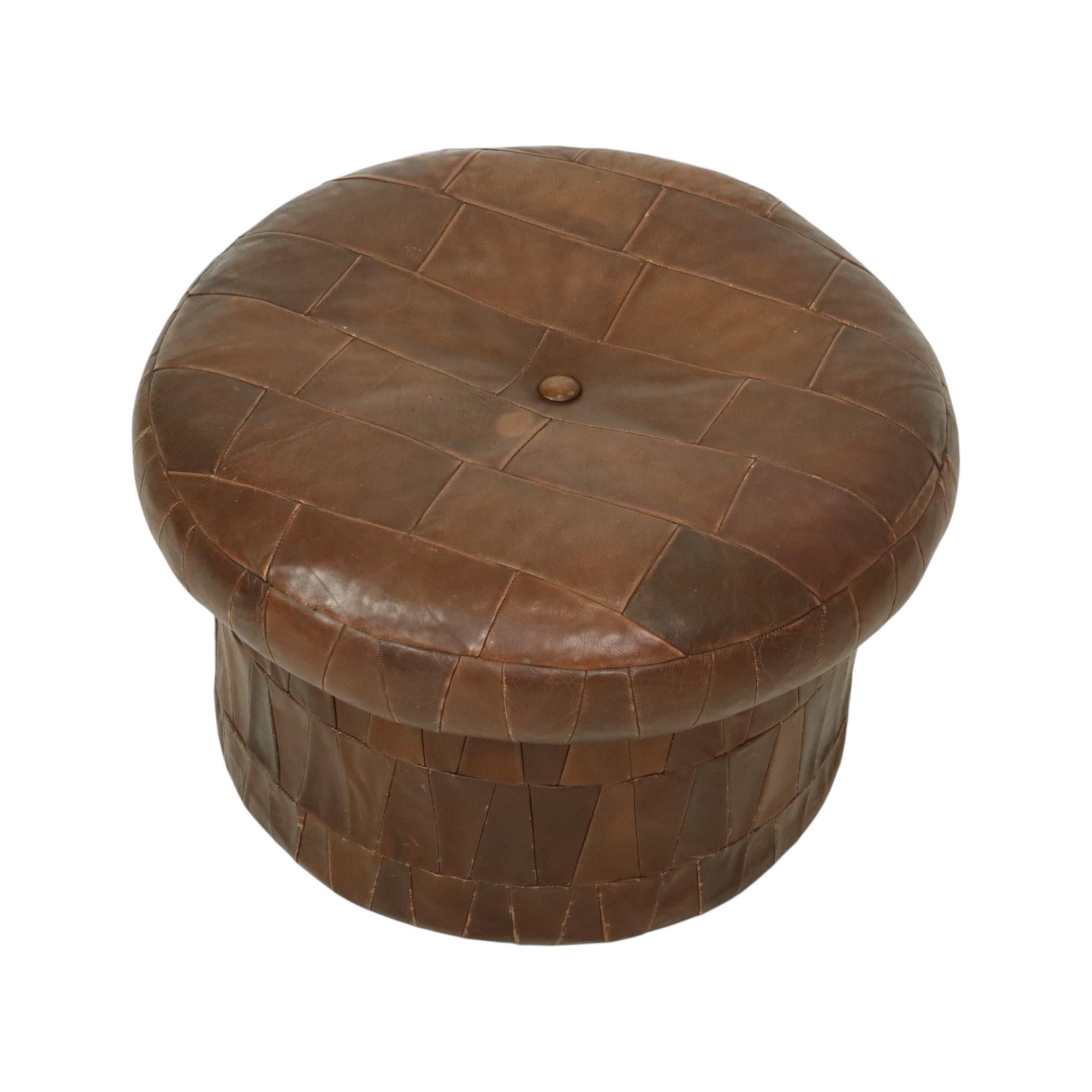 Suisse Design Mushroom Ottoman Storage Space De Sede Brown Leather 57cm en vente