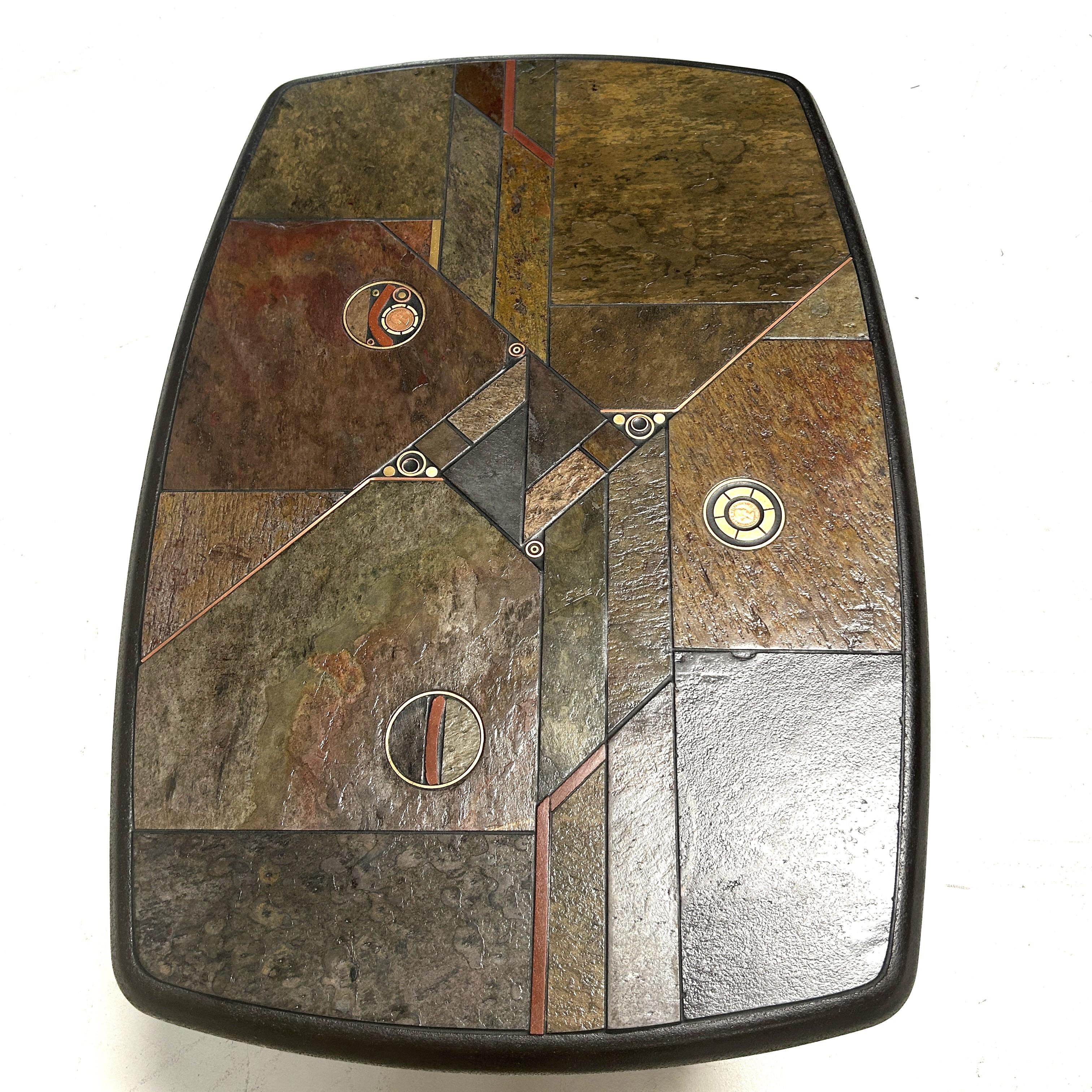 Design P, brutalist Coffee Table made of Indian colored slate, 1988 For Sale 1