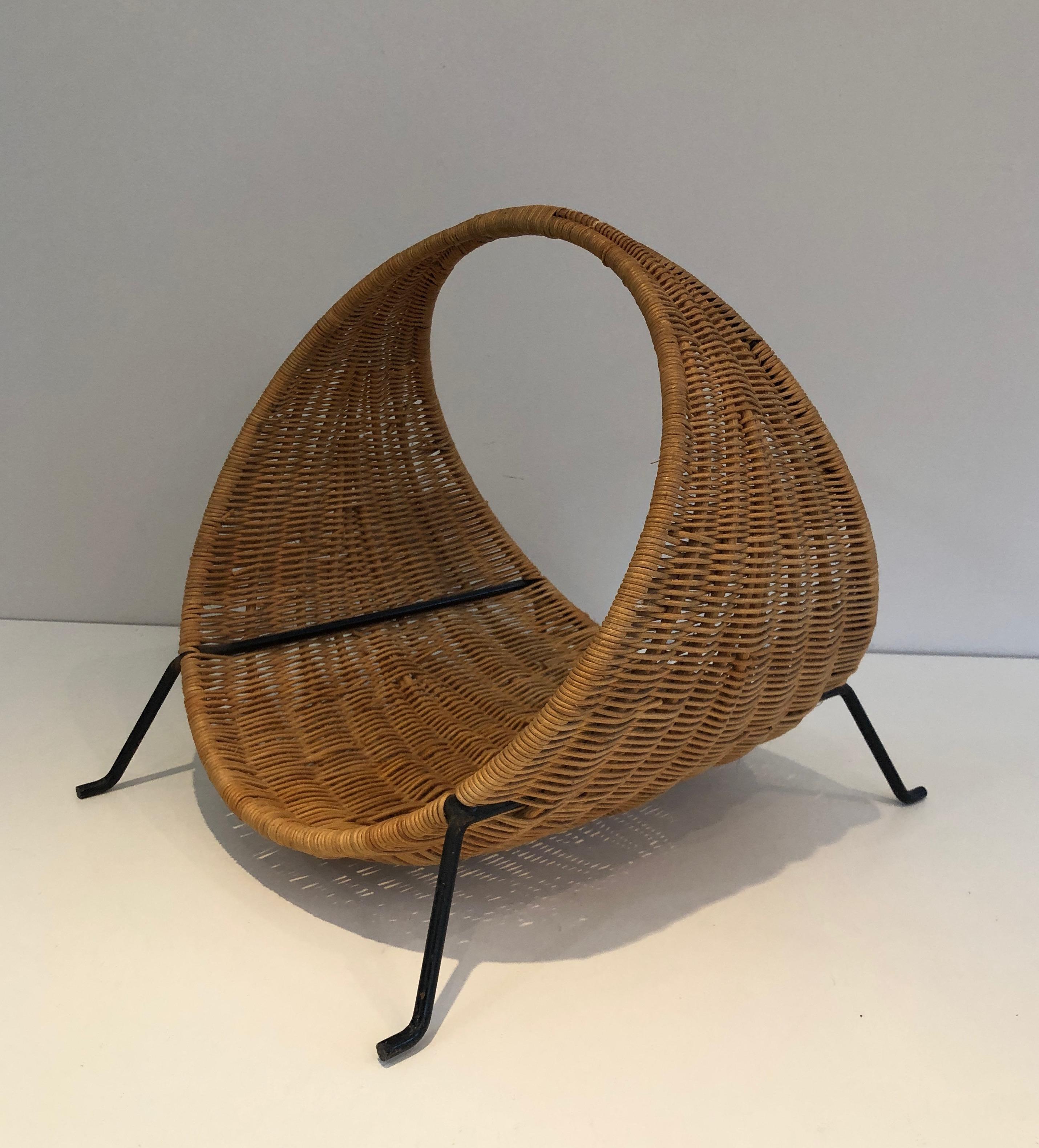 Mid-Century Modern Design Rattan and Black Lacquered Metal Logs Holder For Sale