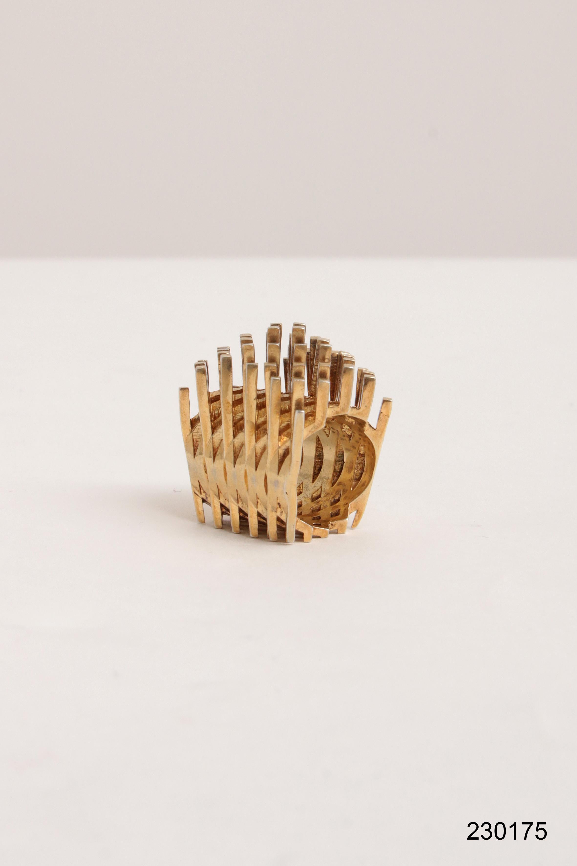 Design ring made of gold-plated silver from the 1970s For Sale 6