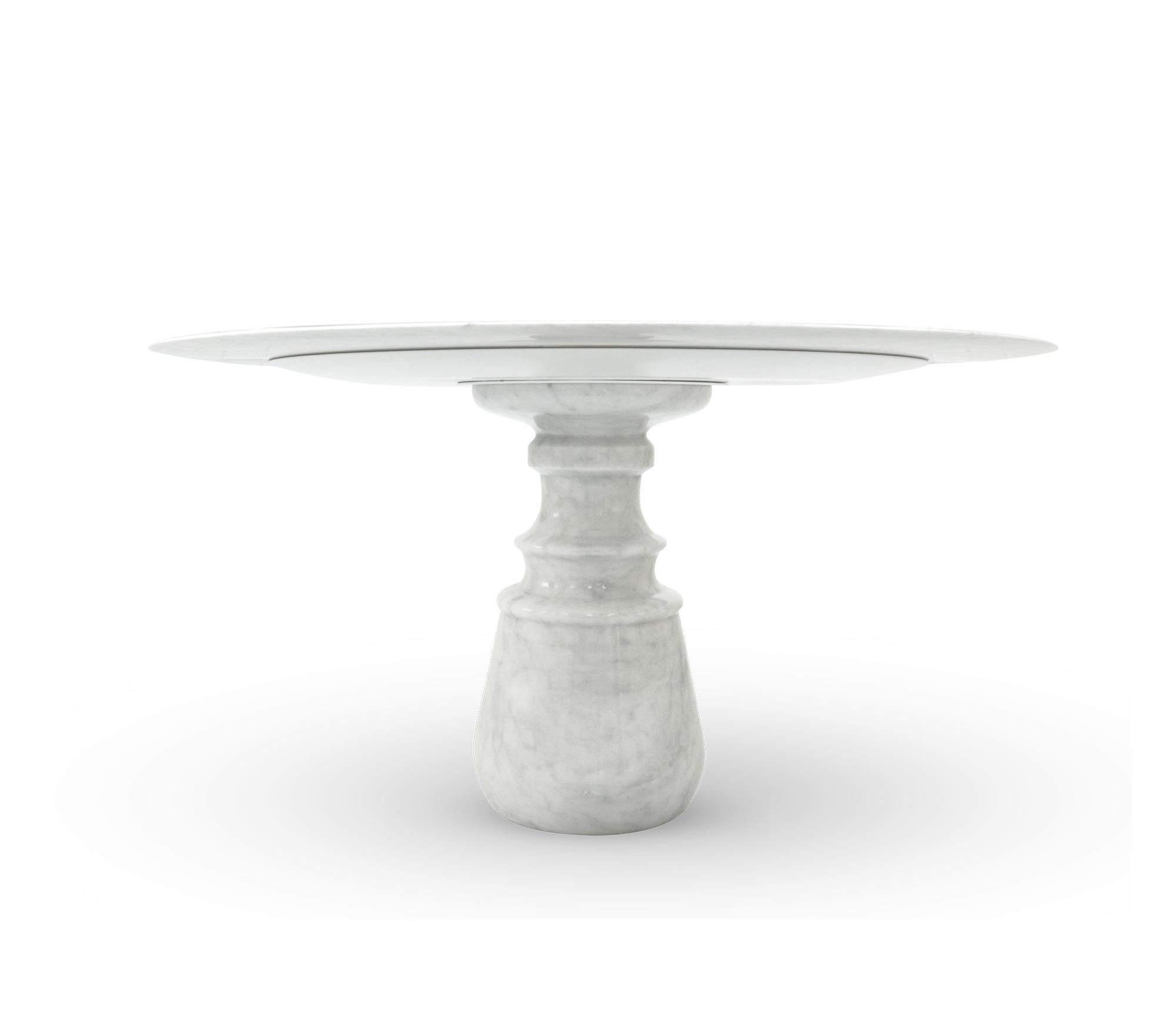 Runder Tisch „Chess“ aus Marmor mit Design (Moderne) im Angebot