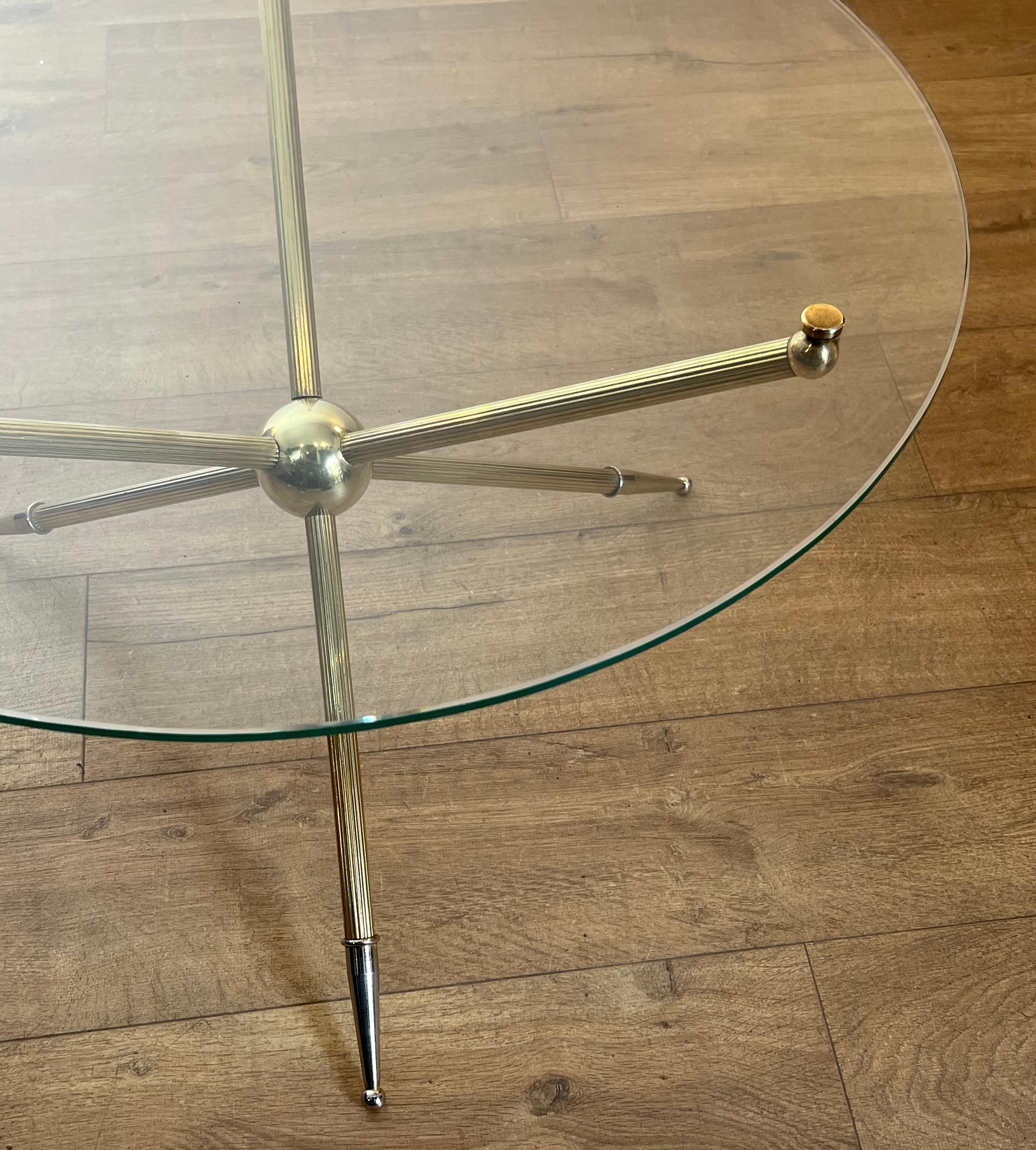 Design Round Tripode Brass Coffee Table For Sale 2