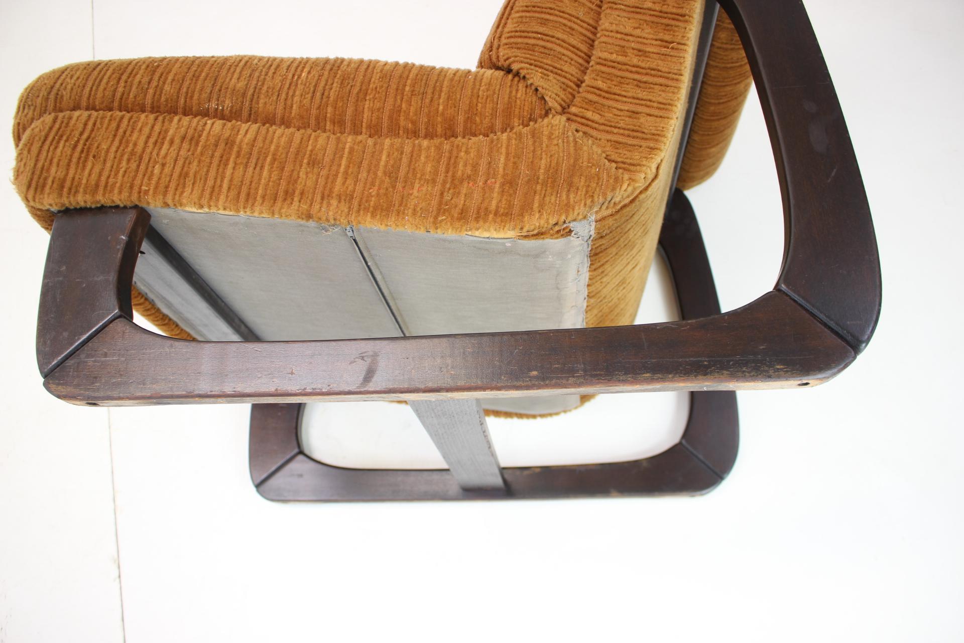 Design Scandinavian Armchair, 1960s For Sale 5