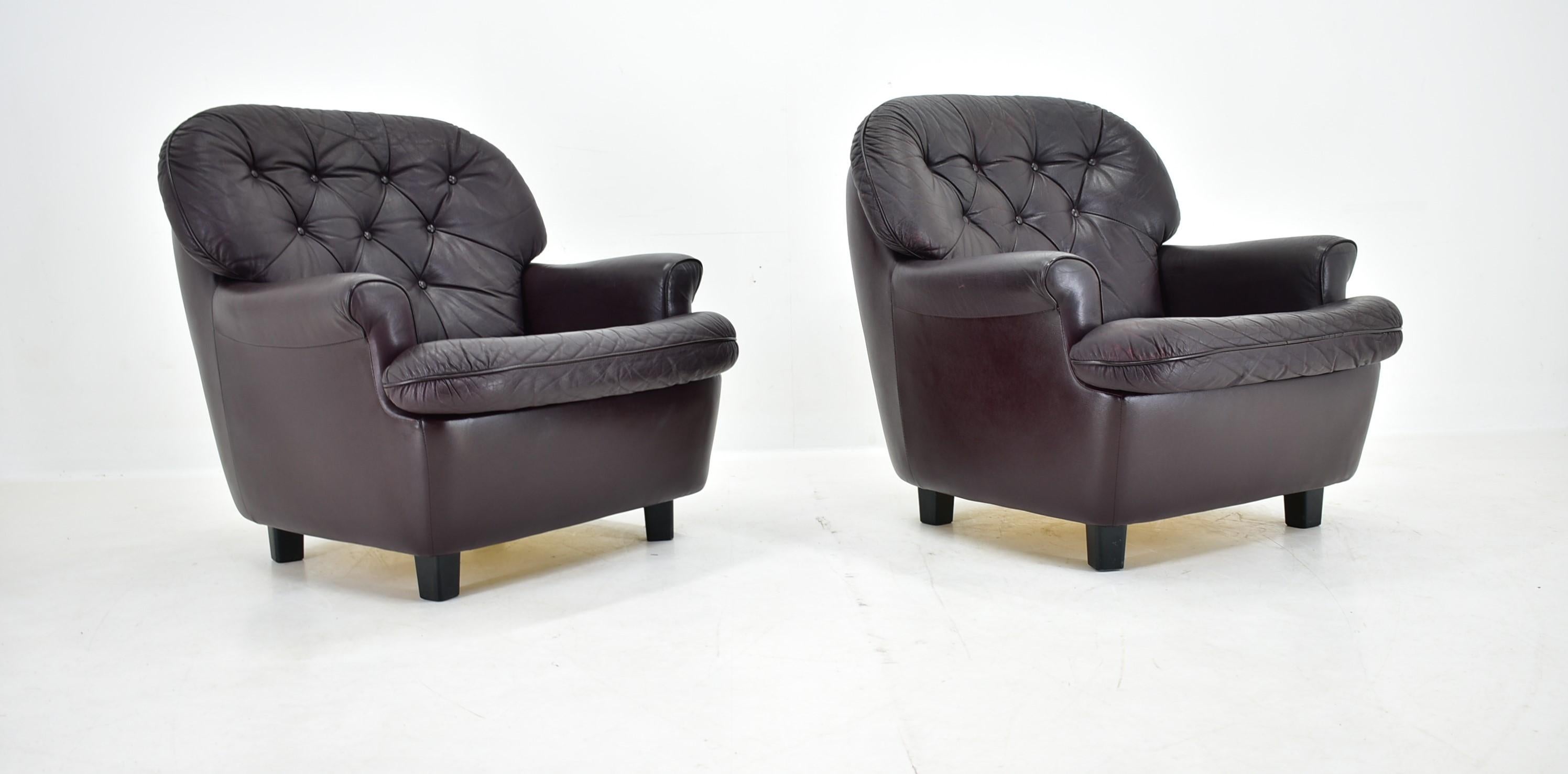 Design , Scandinavian , Leather Armchairs by Peem, 1970s, Finland For Sale 8