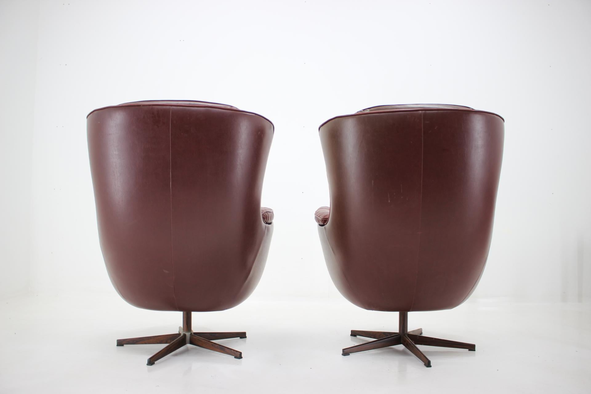 Czech Design Scandinavian Leather Armchairs / Lounge Chairs by Peem, 1970s, Finland