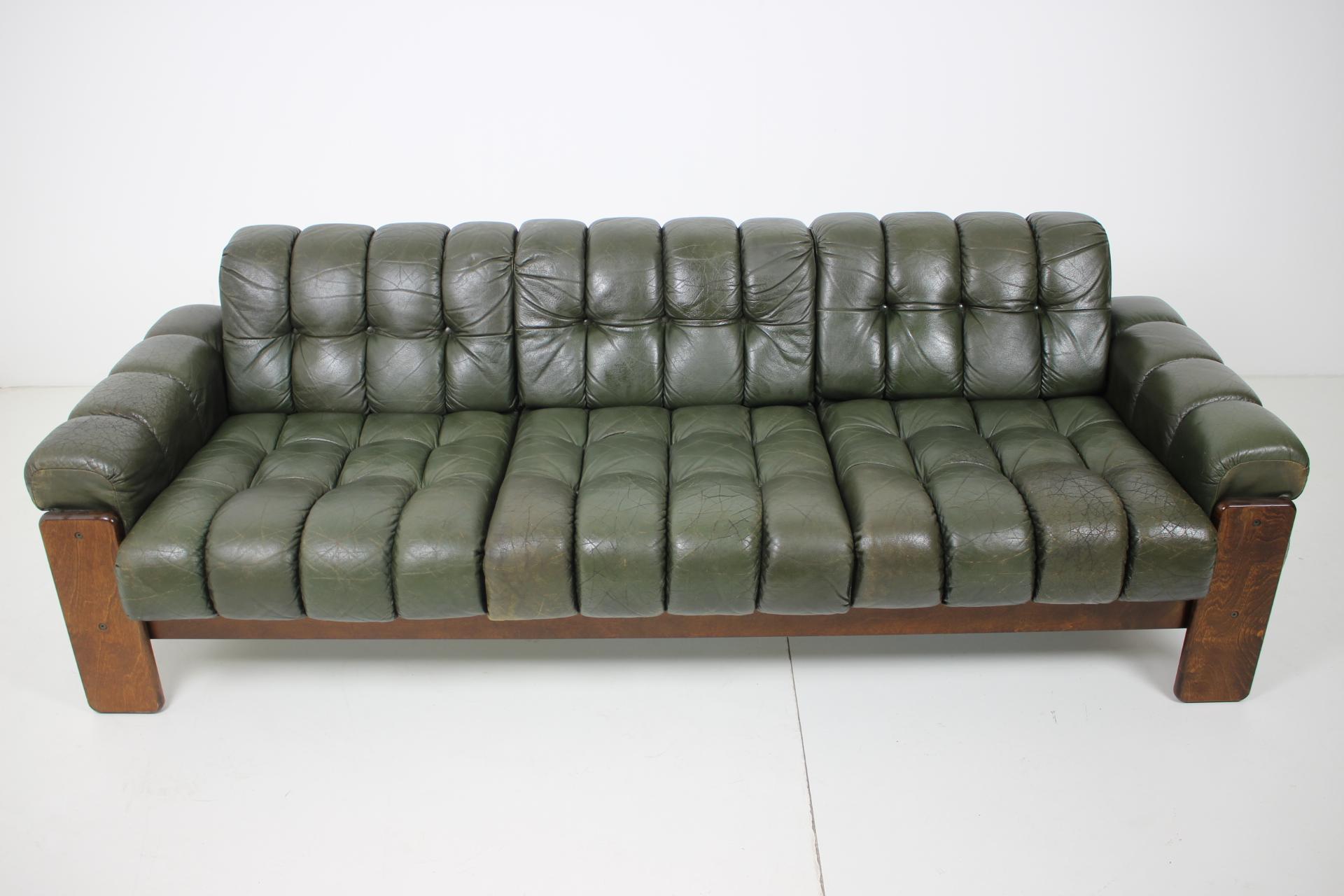 Mid-Century Modern Design Scandinavian Leather Sofa by Kaluste Yhtymä, Finland, 1970s