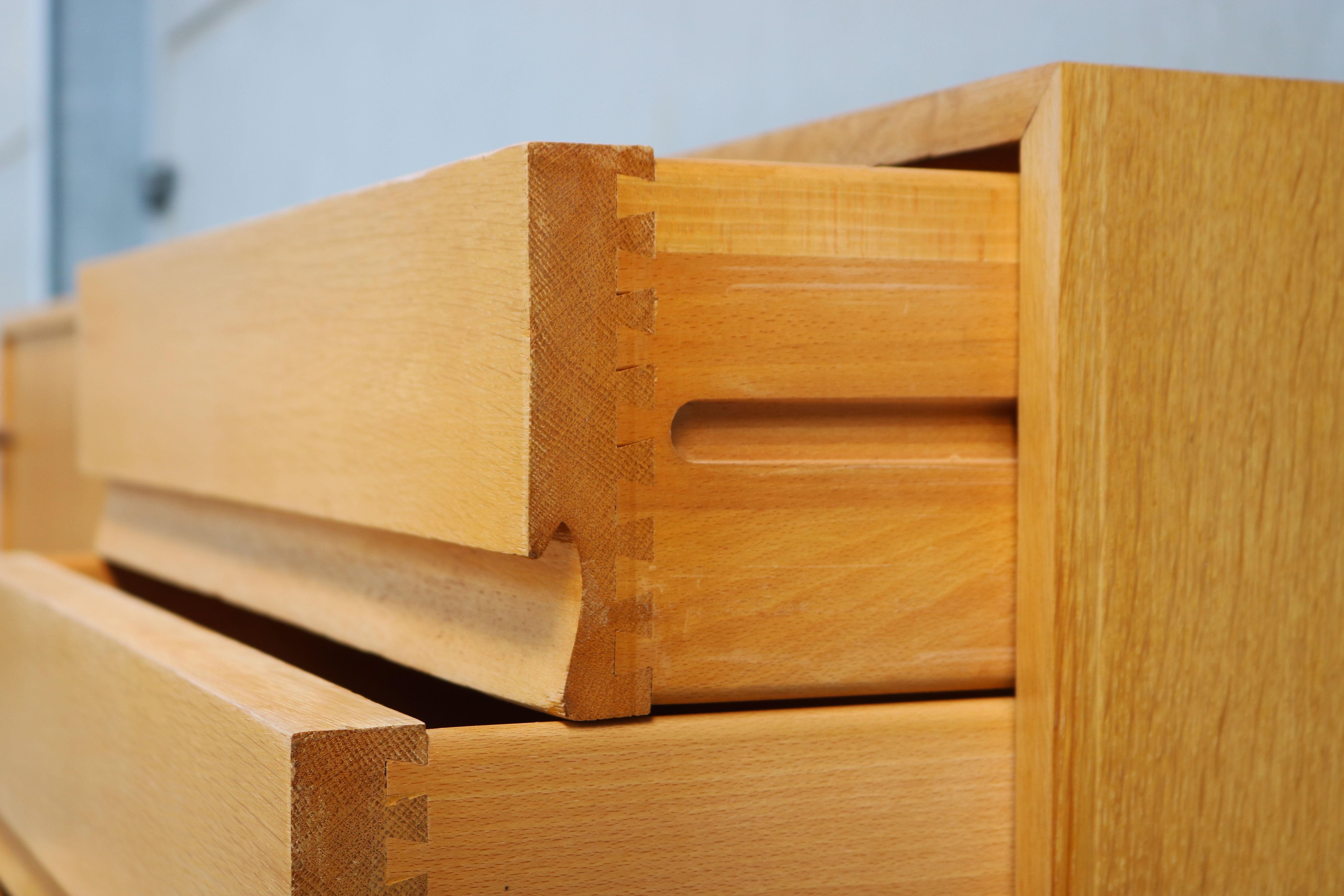 Modello di credenza di design: Abstracta di Jos De Mey per Van den Berghe-Pauvers Oak In condizioni buone in vendita a Ijzendijke, NL
