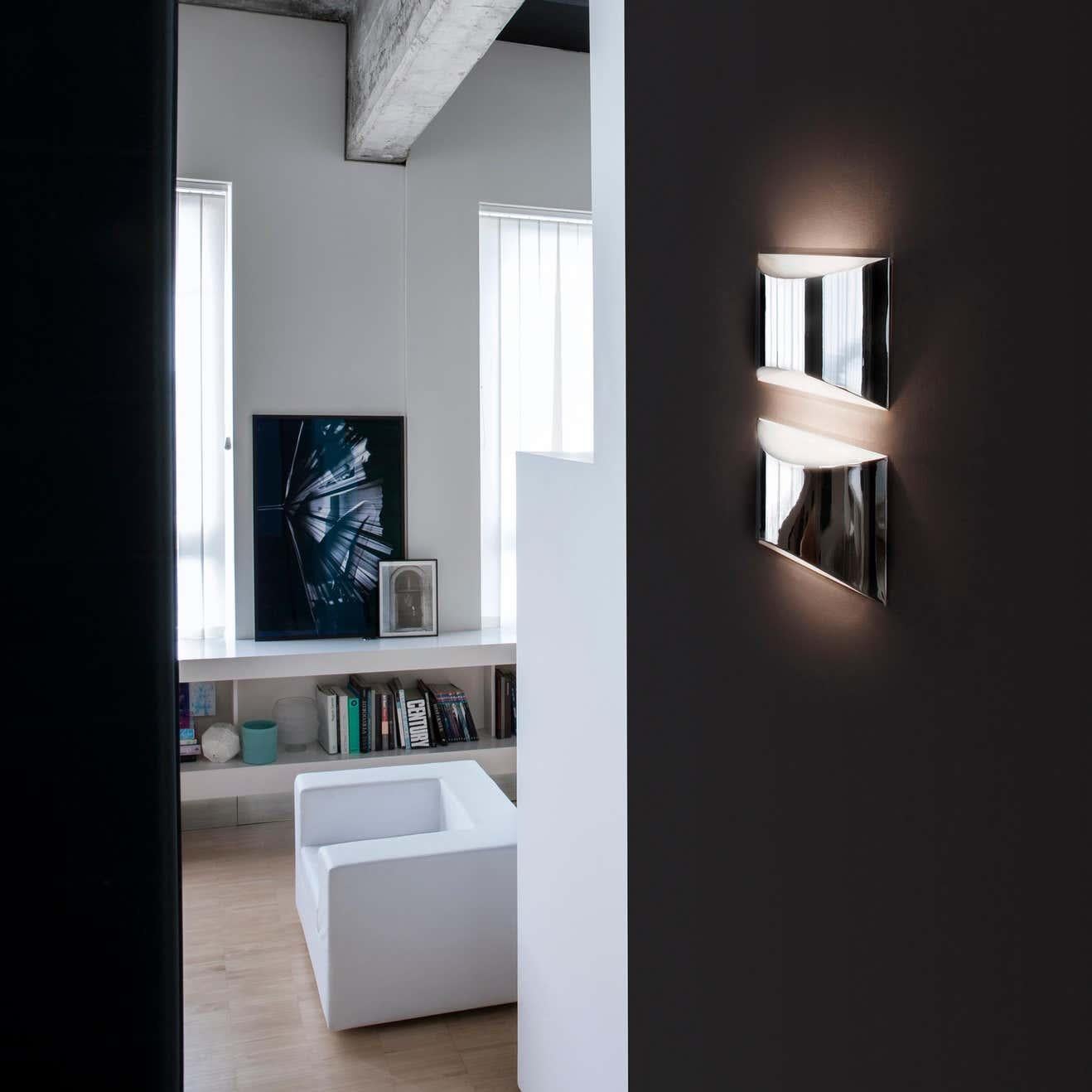 Contemporary Design Studio 63 Wall Lamp 'Kelly' Chromium-Plated by Oluce For Sale