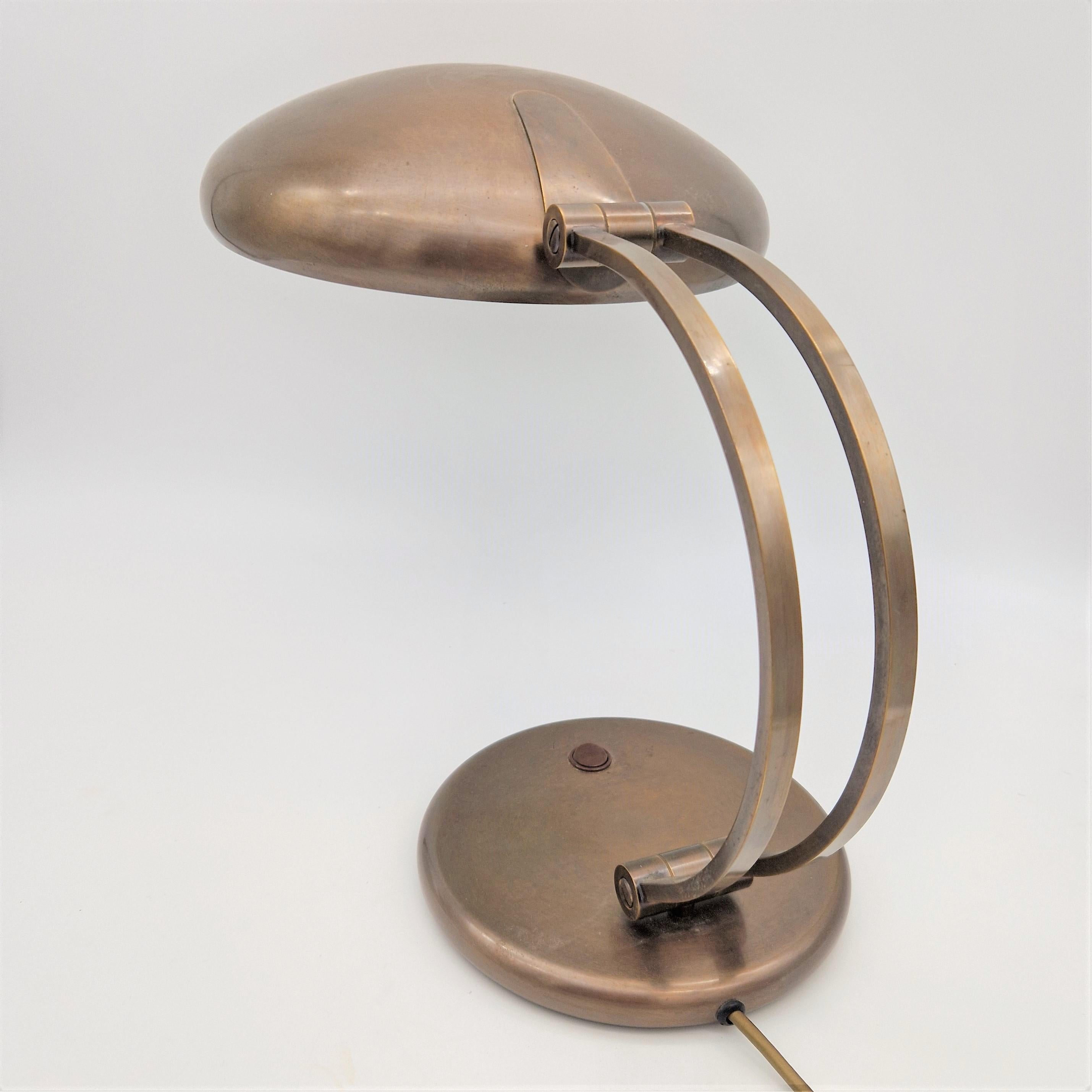 Tischlampe im Design von Egon Hillebrand. Deutschland 1970 - 1975 (20. Jahrhundert) im Angebot