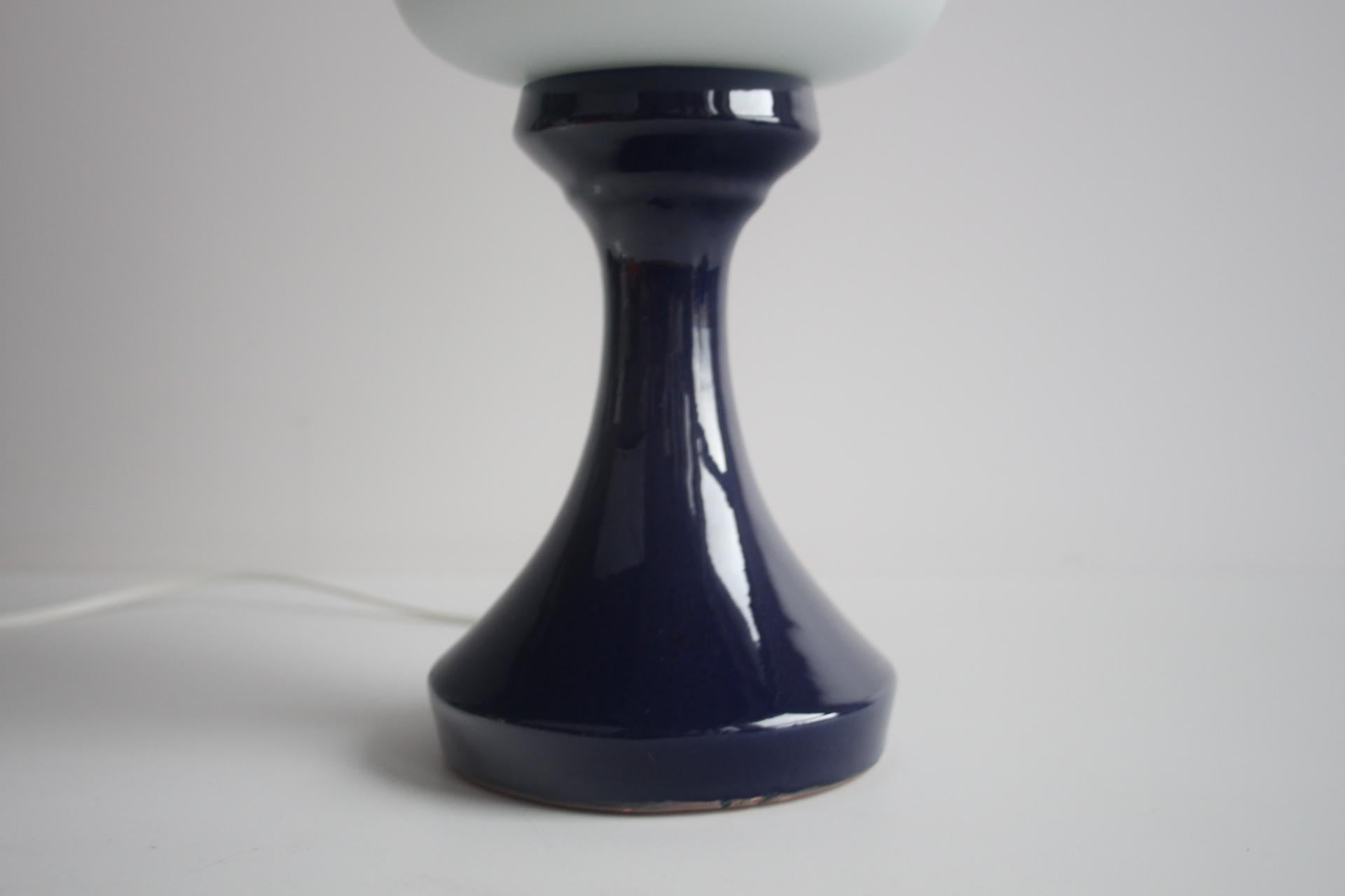 Design-Tischlampe, Tschechoslowakei, 1960er Jahre (Tschechisch) im Angebot