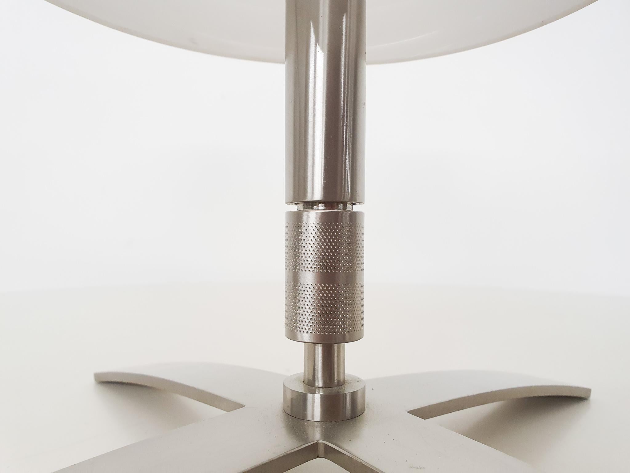 Design-Tischleuchte Typ 3680:: von Ligne Roset:: Frankreich 2002 3
