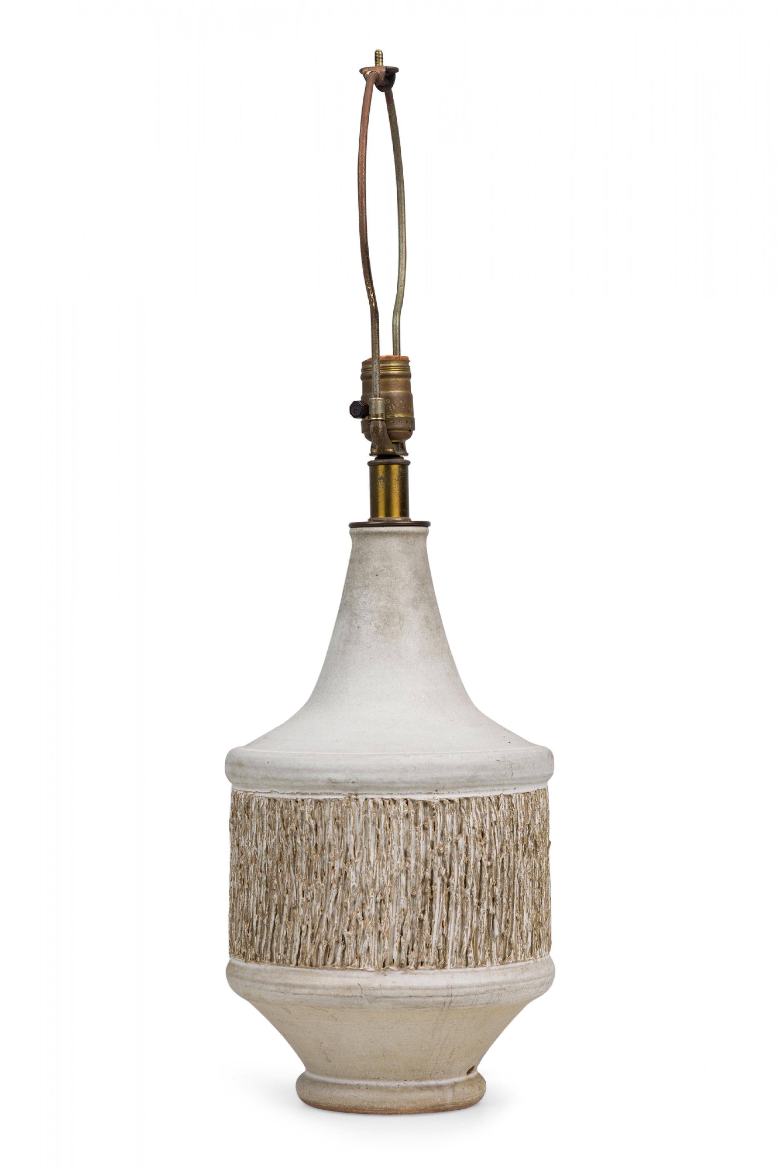 20th Century Design Technics American Ceramic Heavy Texture Beige Chalk Glazed Table Lamp For Sale