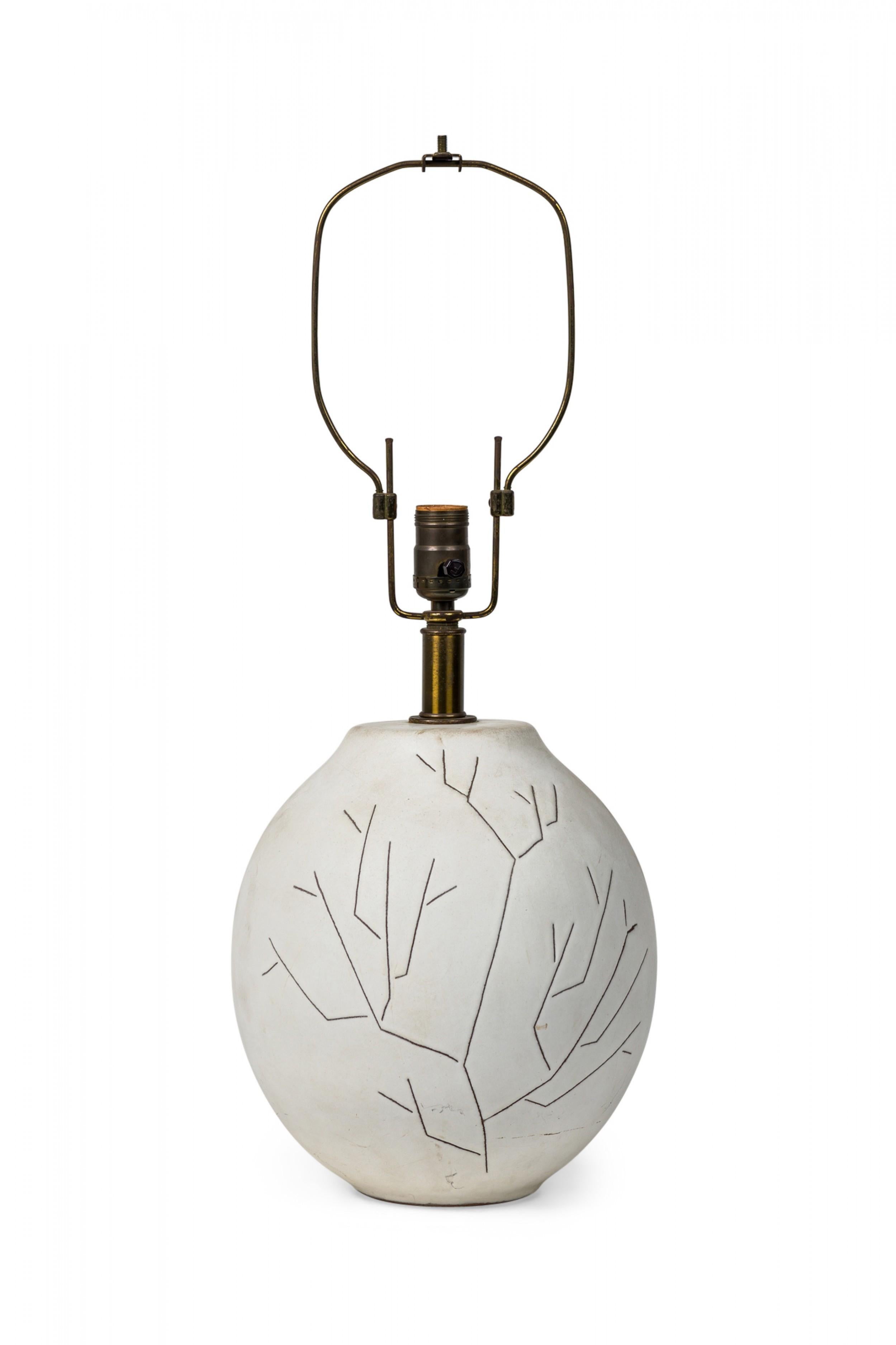 20th Century Design Technics American Ceramic Twig Tree Incised White Glazed Table Lamp For Sale